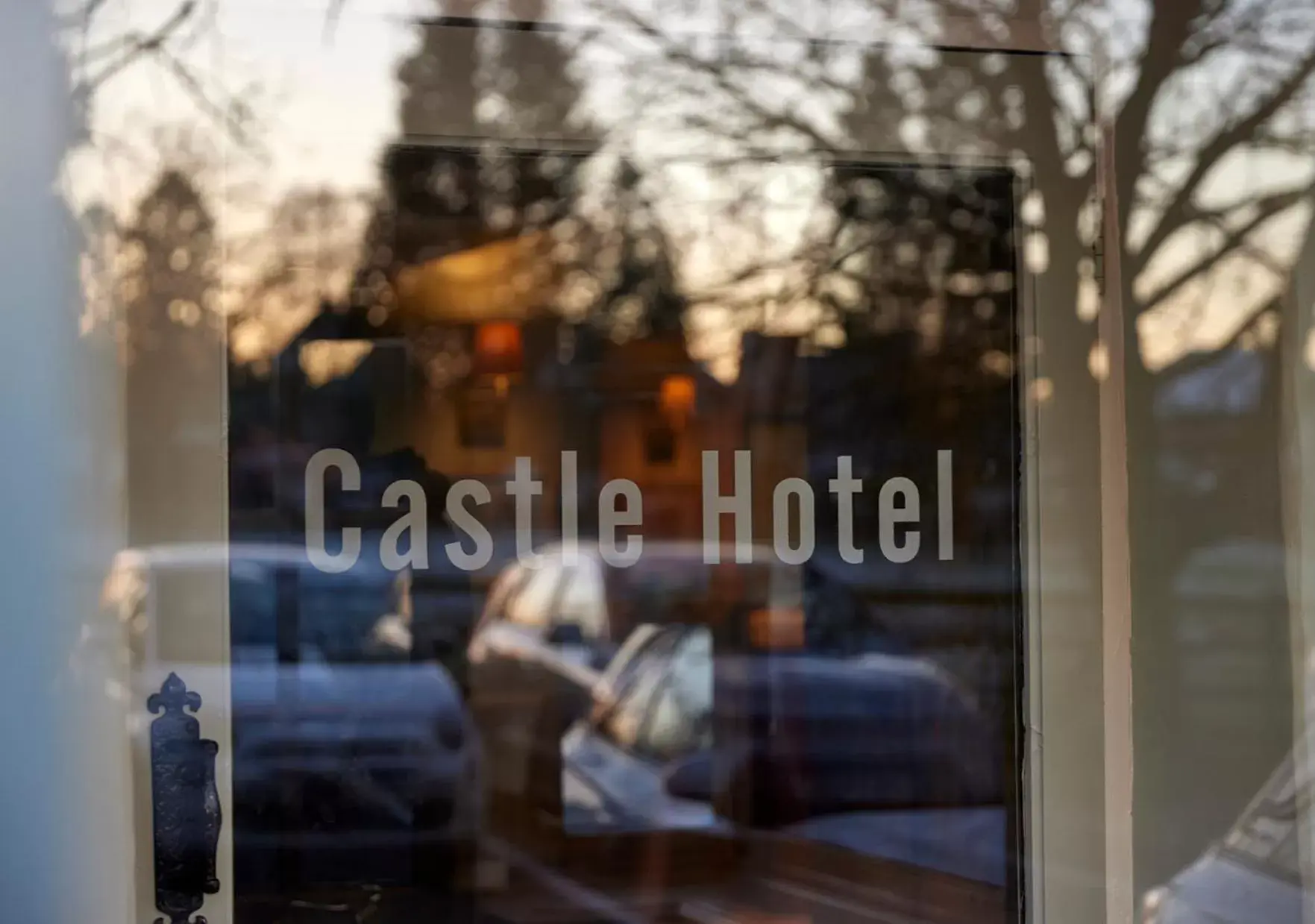 Castle Hotel by Chef & Brewer Collection