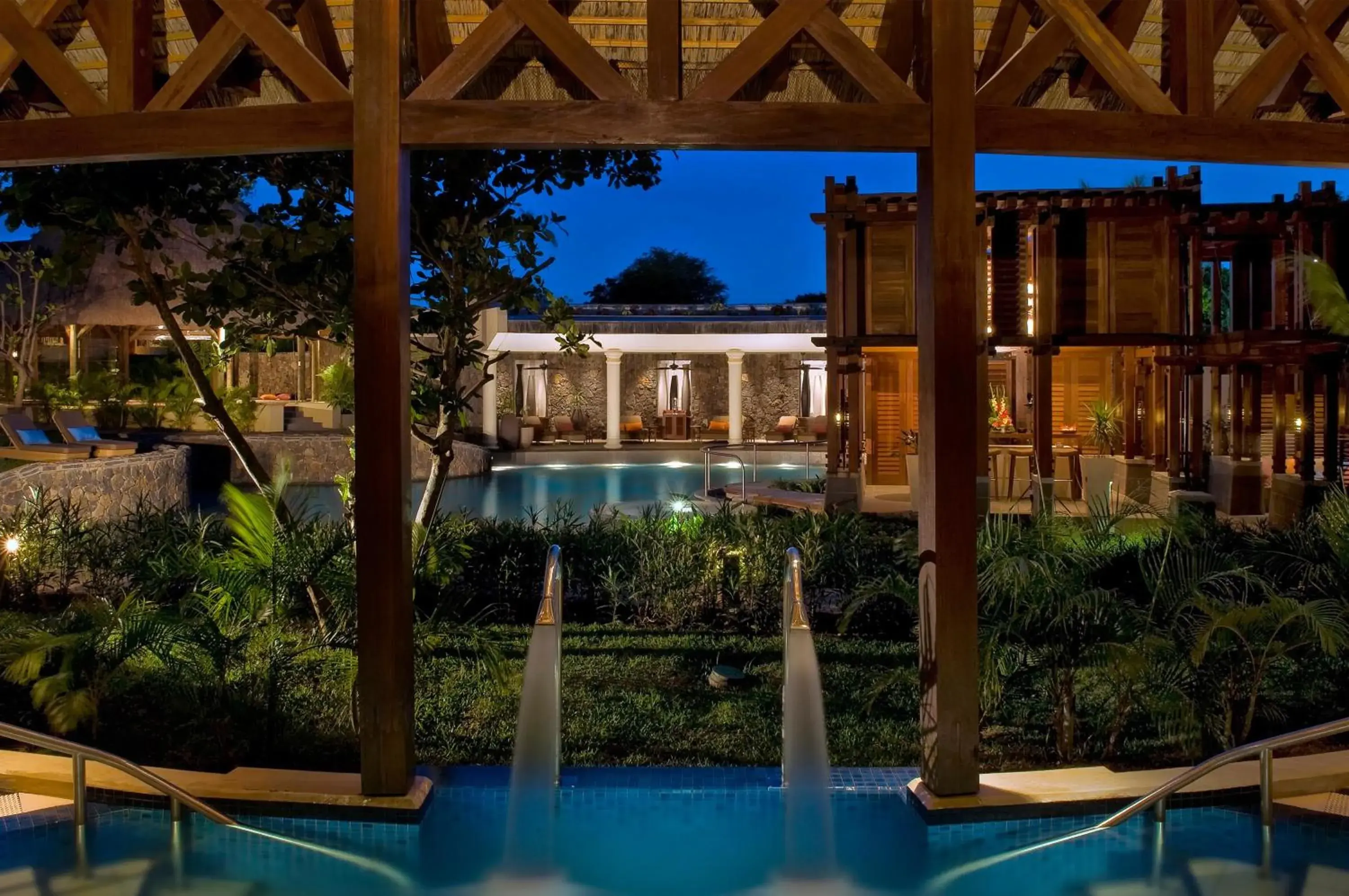 Open Air Bath, Swimming Pool in Maritim Resort & Spa Mauritius