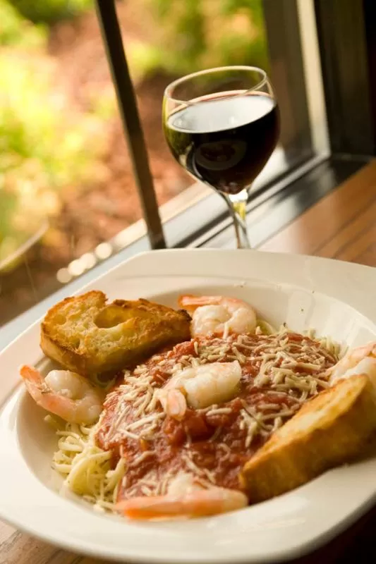 Food and drinks in Parkshore Resort