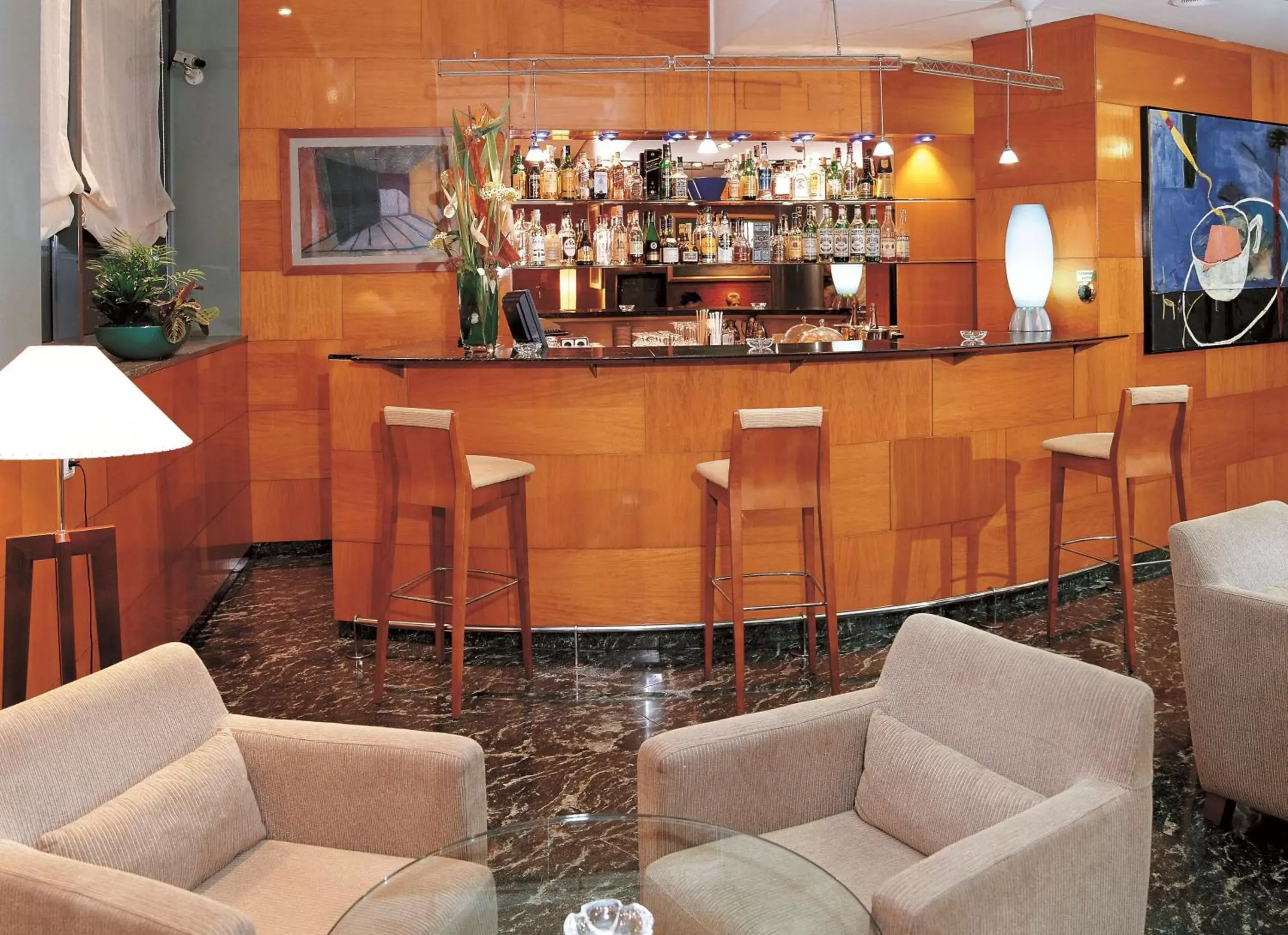 Lounge or bar, Lounge/Bar in NH Barcelona Entenza