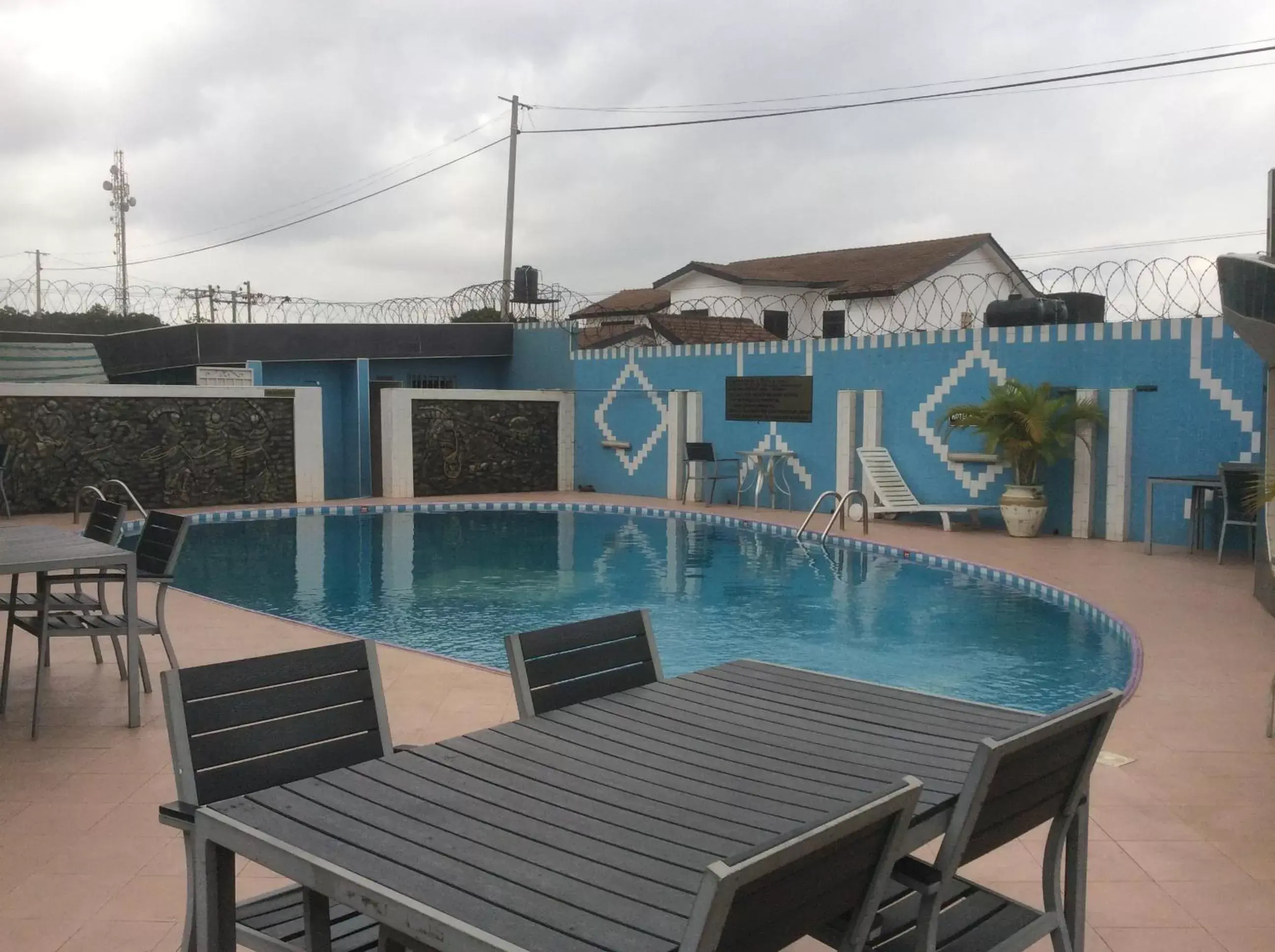 Karaoke, Swimming Pool in Eastgate Hotel