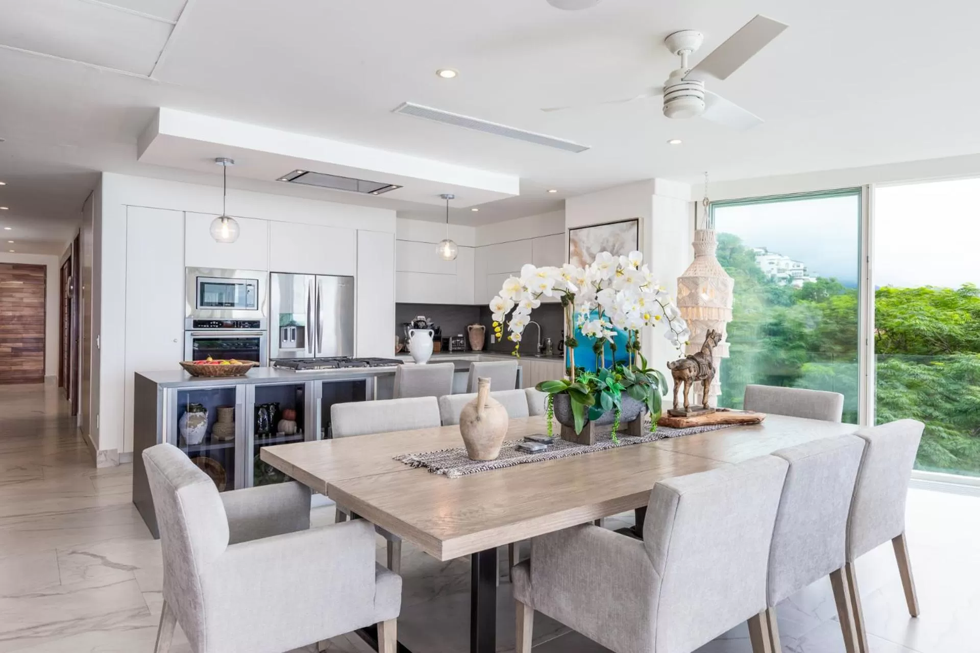 Kitchen or kitchenette in Maxwell Residences at Indah