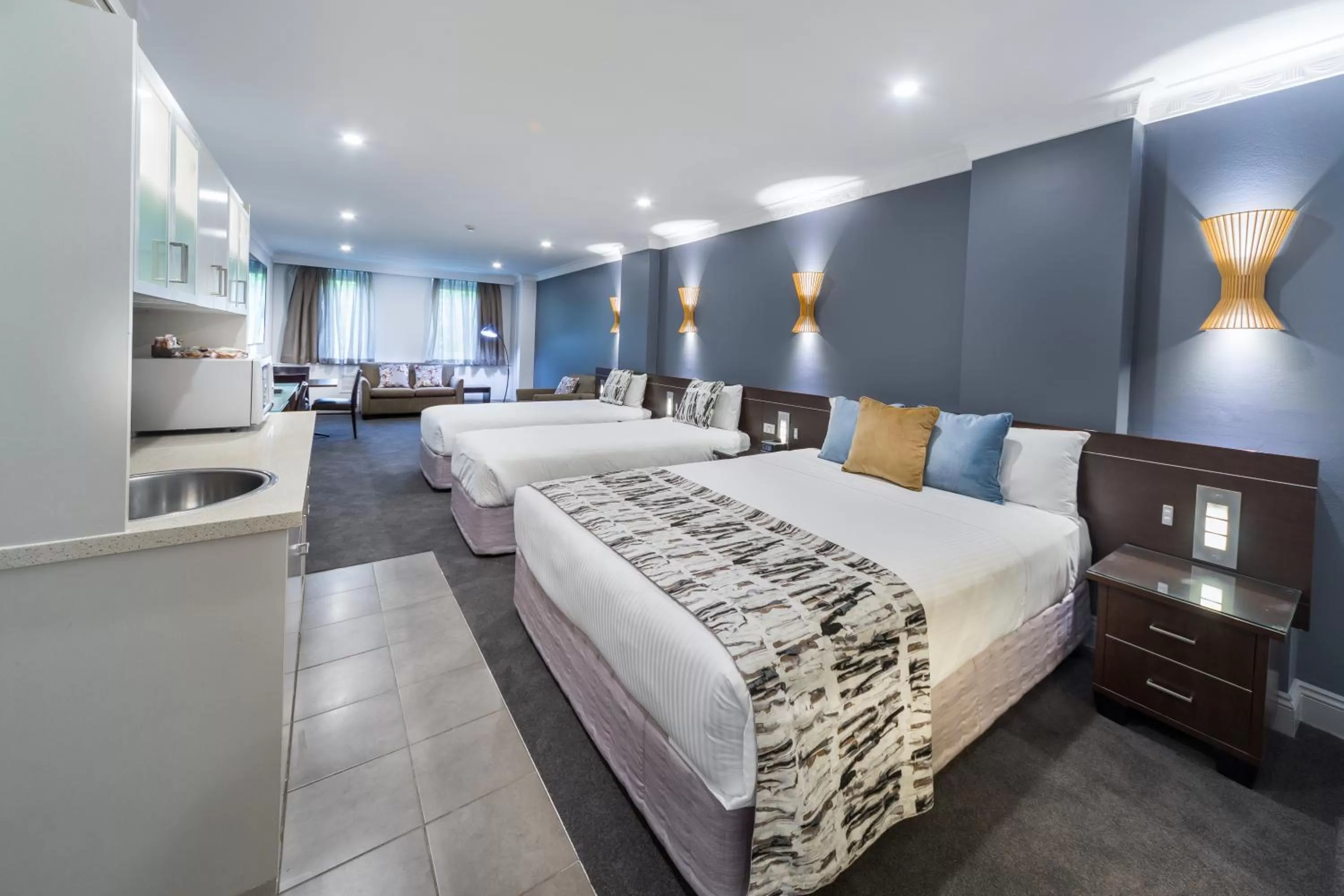 Bed in Hyde Park Inn