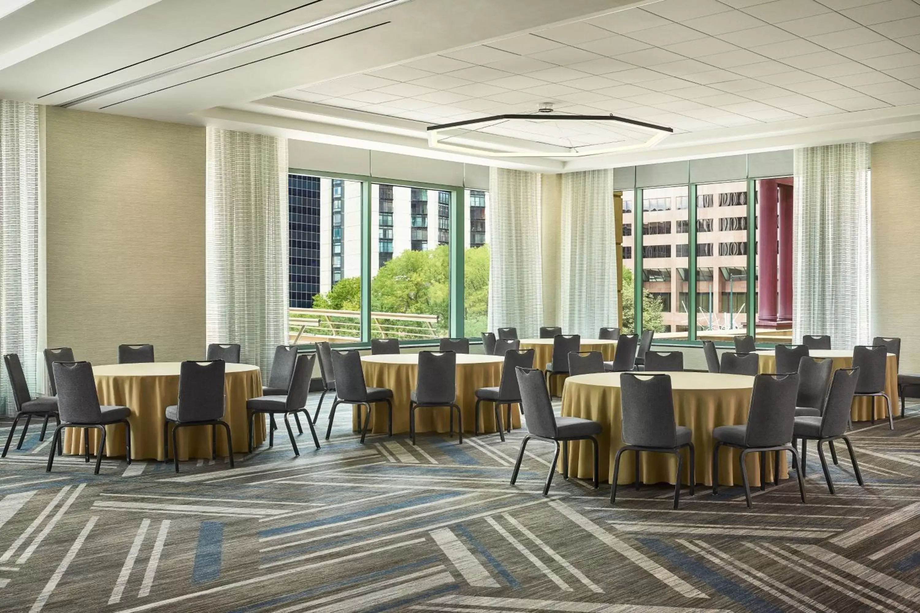 Meeting/conference room, Restaurant/Places to Eat in The Westin Denver Downtown