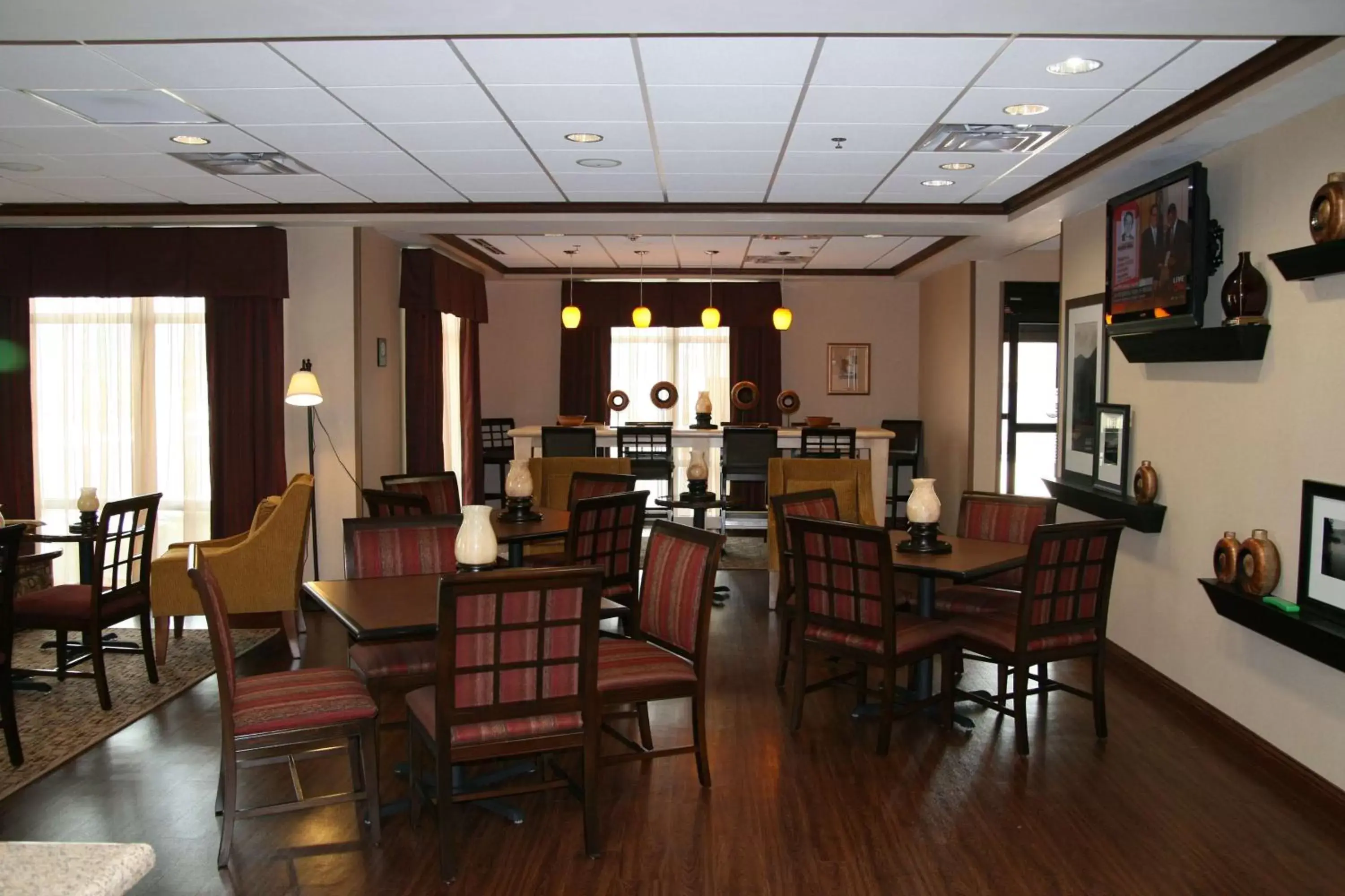 Lobby or reception, Restaurant/Places to Eat in Hampton Inn Gallipolis