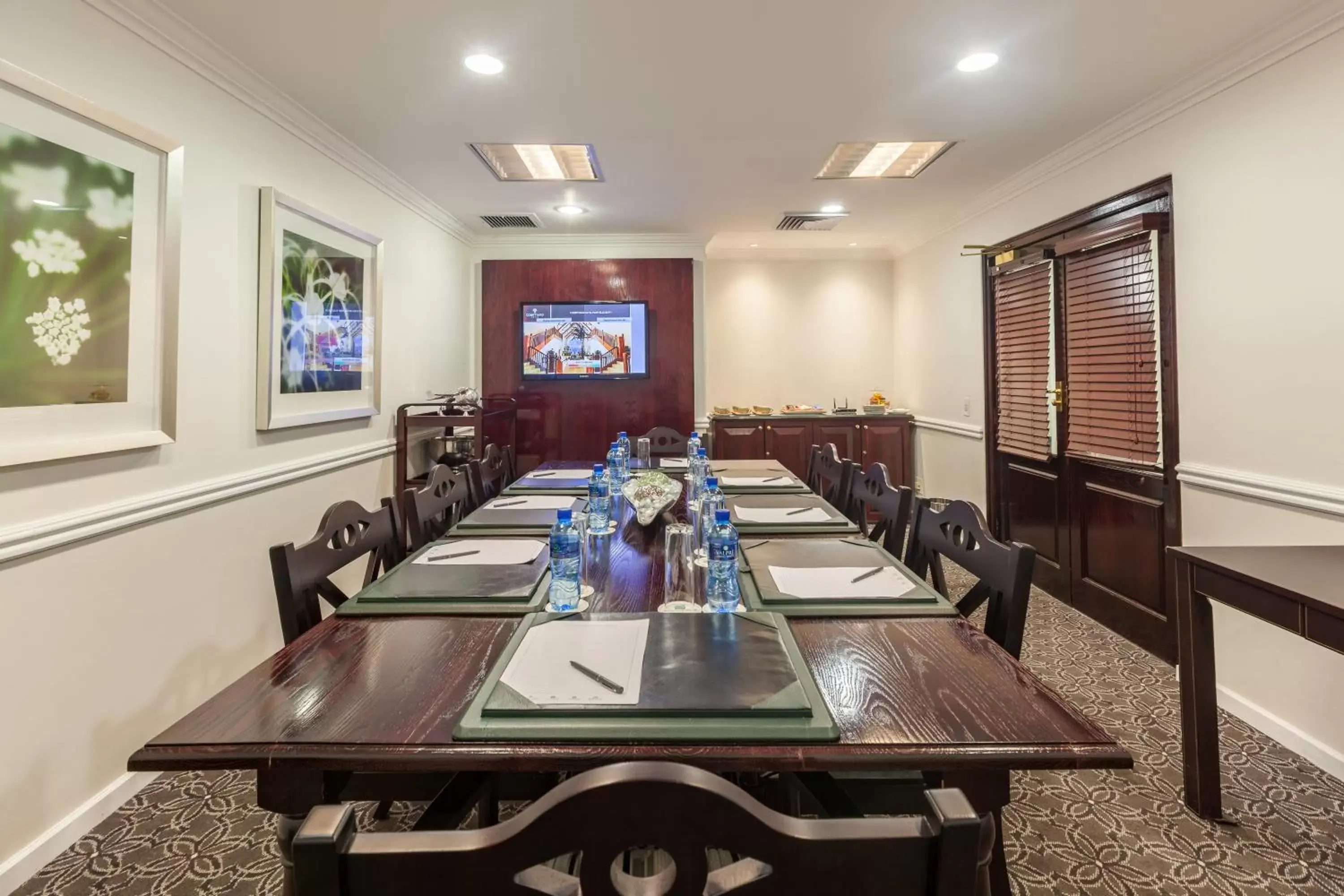 Meeting/conference room in Courtyard Hotel Rosebank