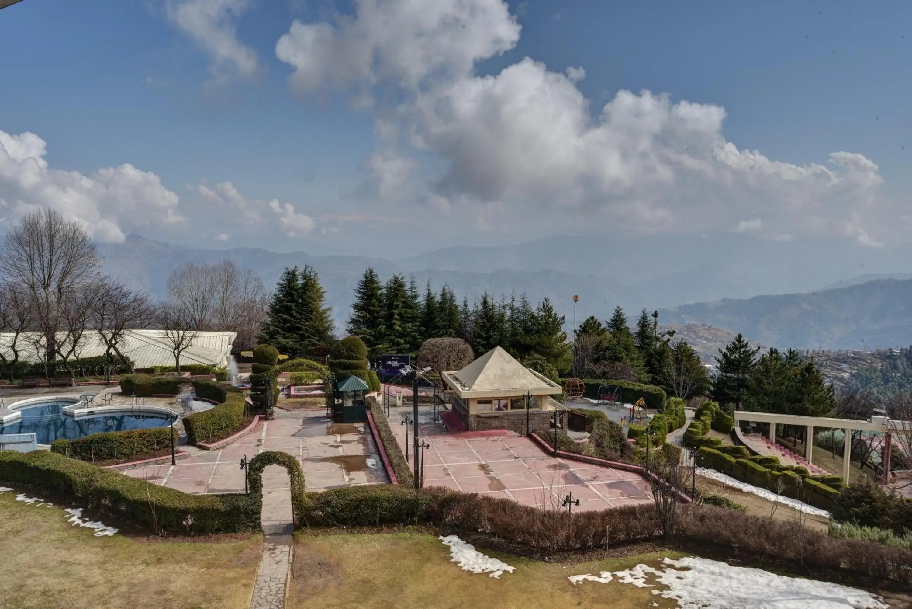 Winter in Pearl Continental Hotel, Bhurban