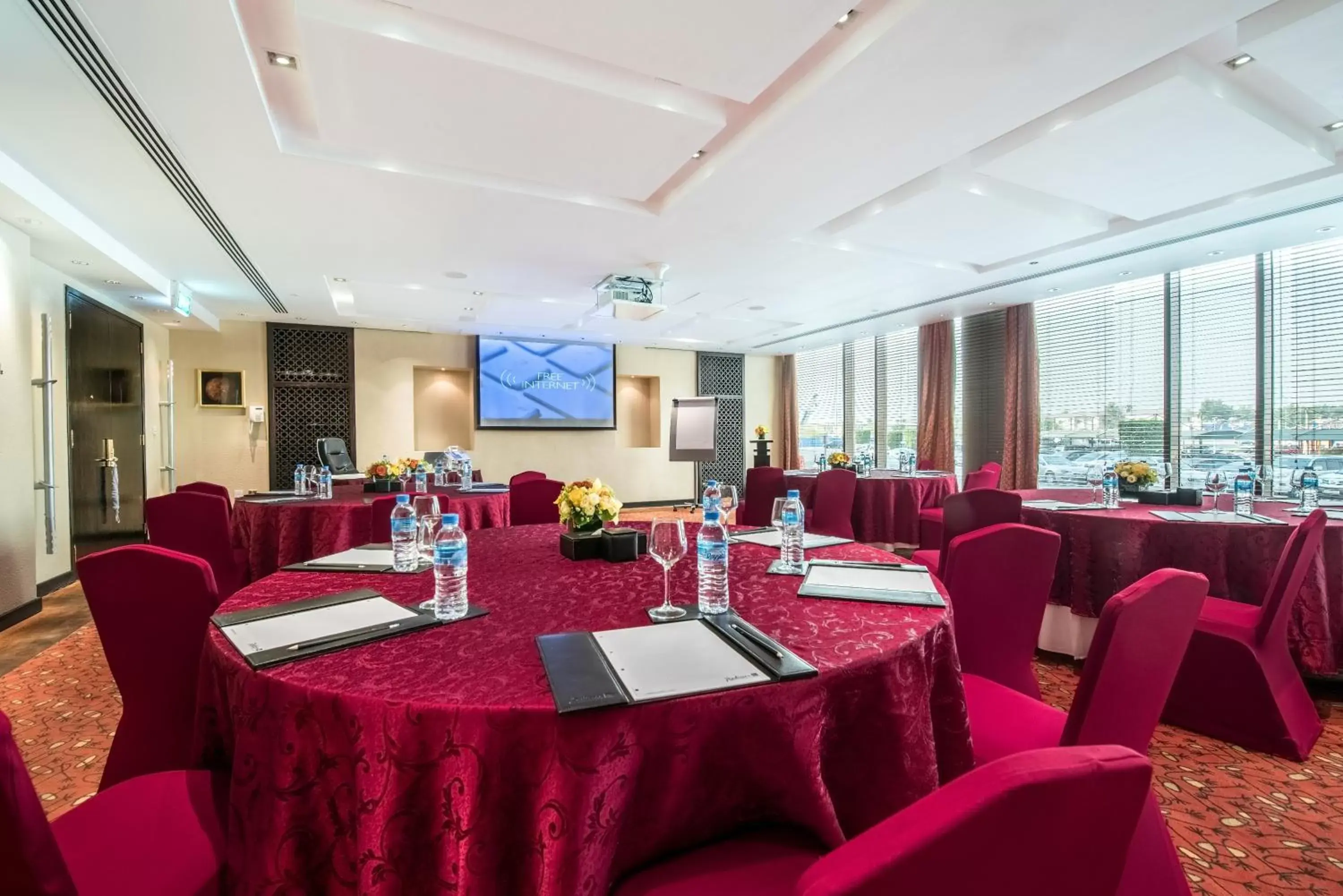 Business facilities in Radisson Blu Hotel, Doha