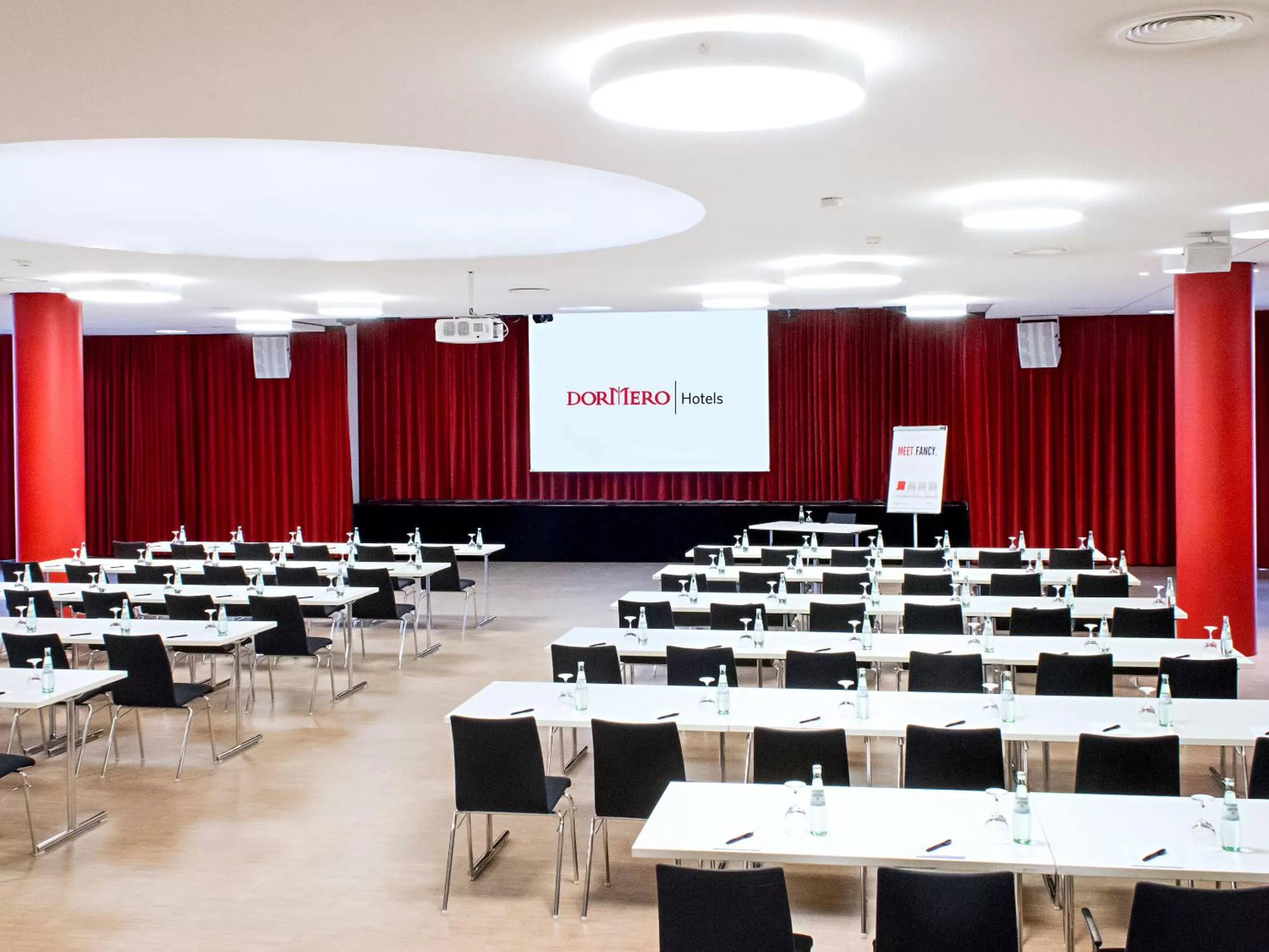 Meeting/conference room in DORMERO Hotel Kelheim