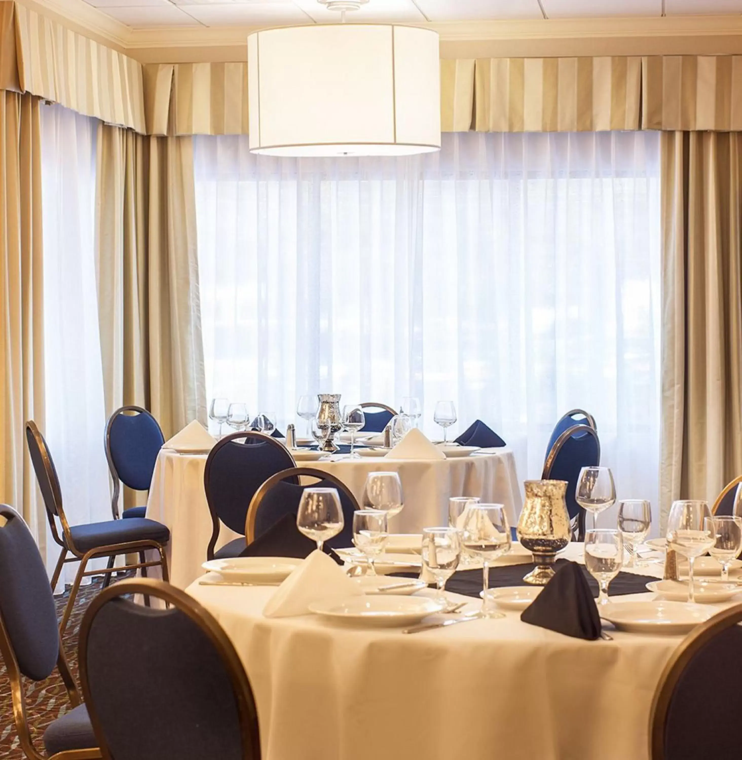 Banquet/Function facilities, Restaurant/Places to Eat in Holiday Inn Hartford Downtown Area, an IHG Hotel