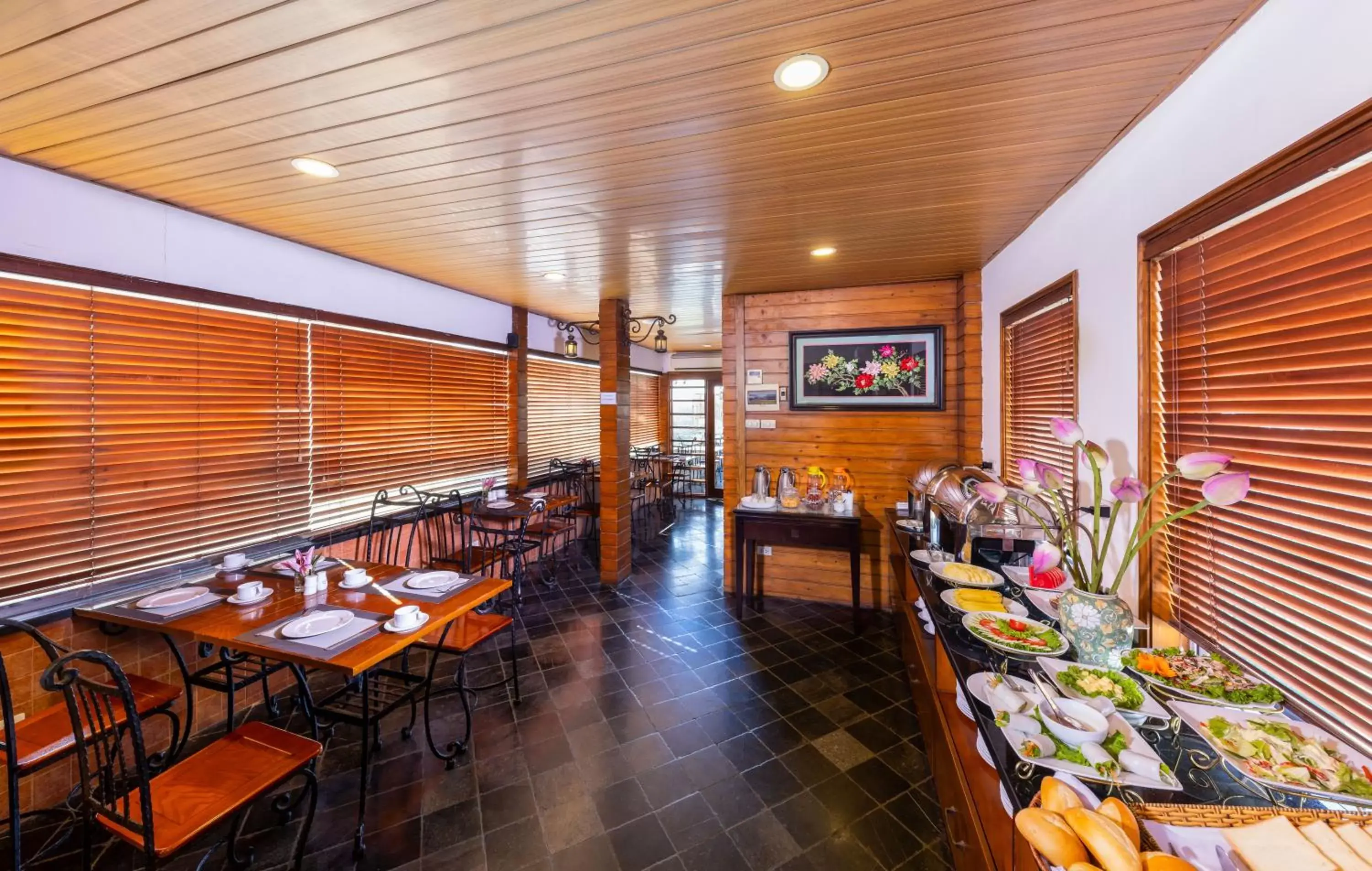 Breakfast in Centre Point Hanoi Hotel Breakfast in Centre Point Hanoi Hotel