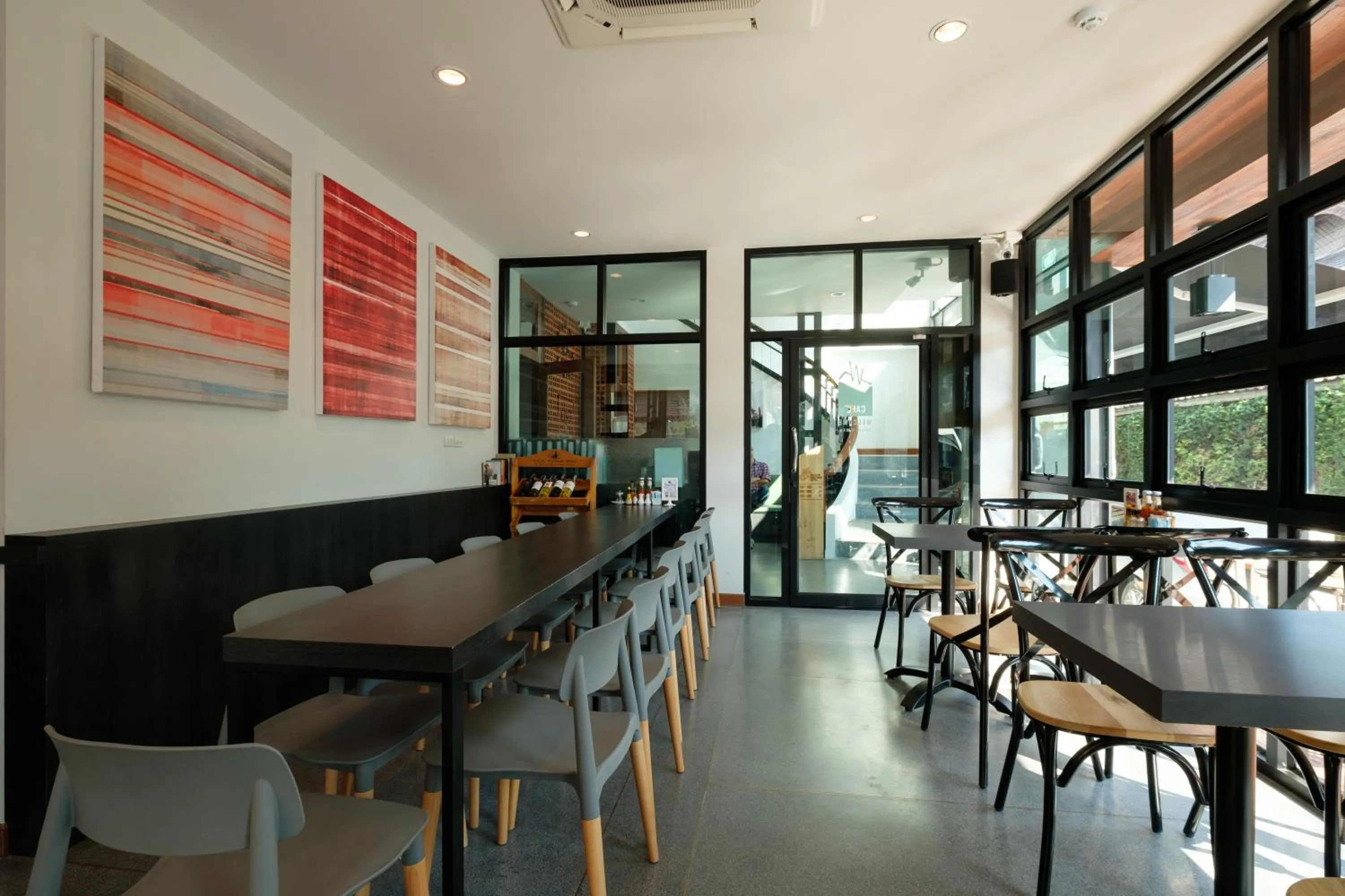 Dining area in Wealth Boutique Hotel Chiang Mai