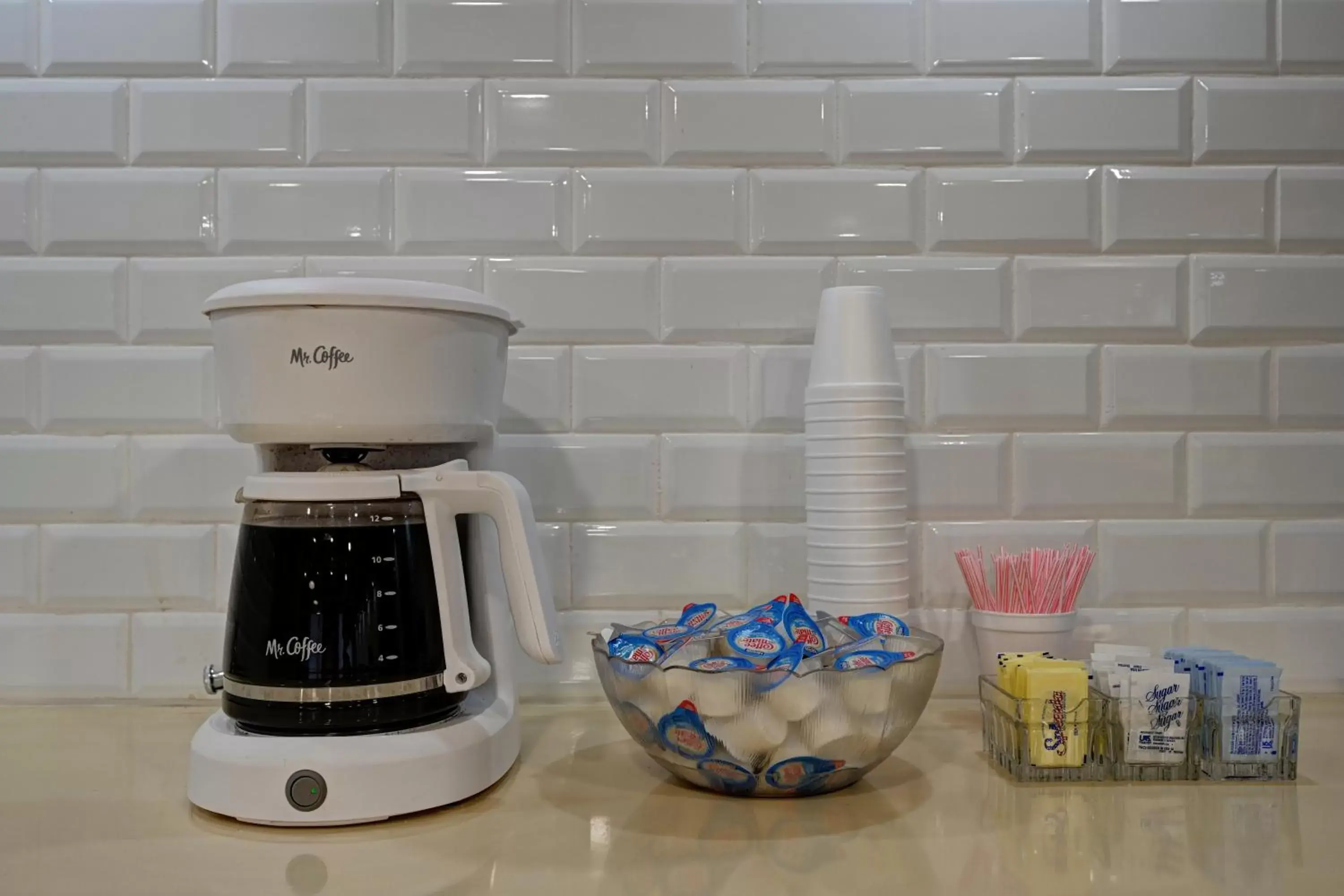 Coffee/tea facilities in Country Inn & Suites by Radisson, Pierre, SD