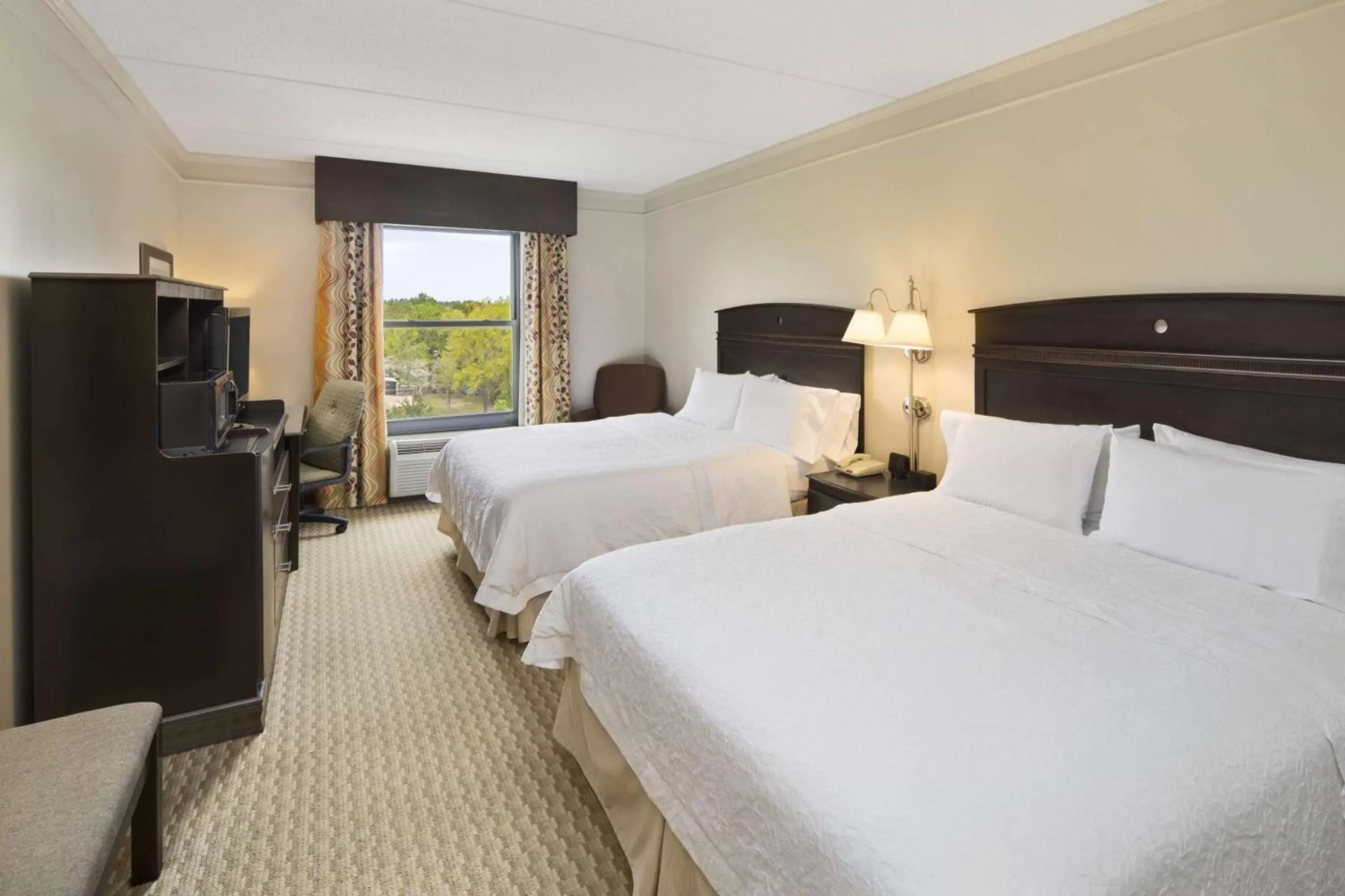 Bedroom, Bed in Hampton Inn Columbia I-20-Clemson Road Bedroom, Bed in Hampton Inn Columbia I-20-Clemson Road