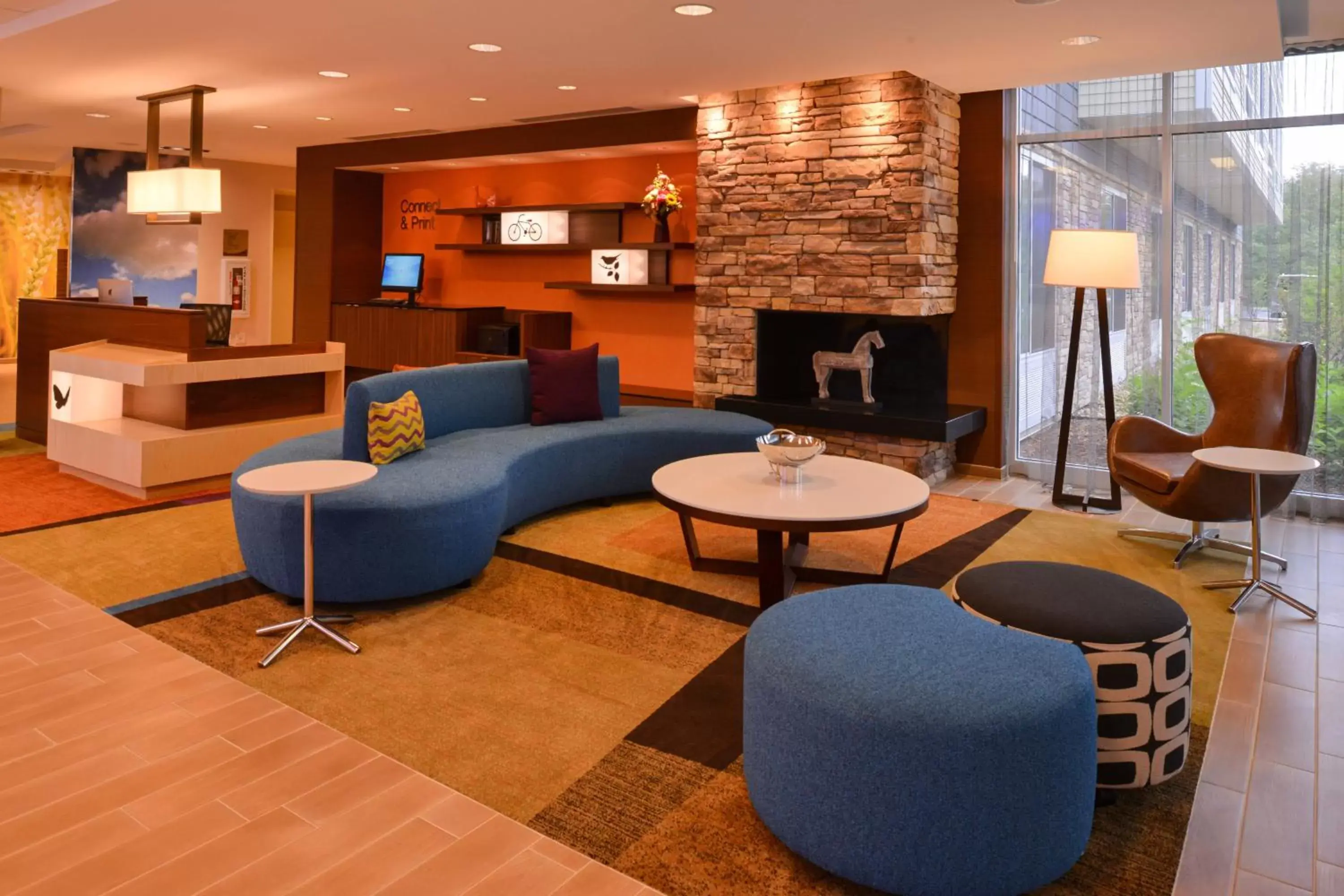 Lobby or reception, Lounge/Bar in Fairfield Inn & Suites by Marriott Plymouth White Mountains