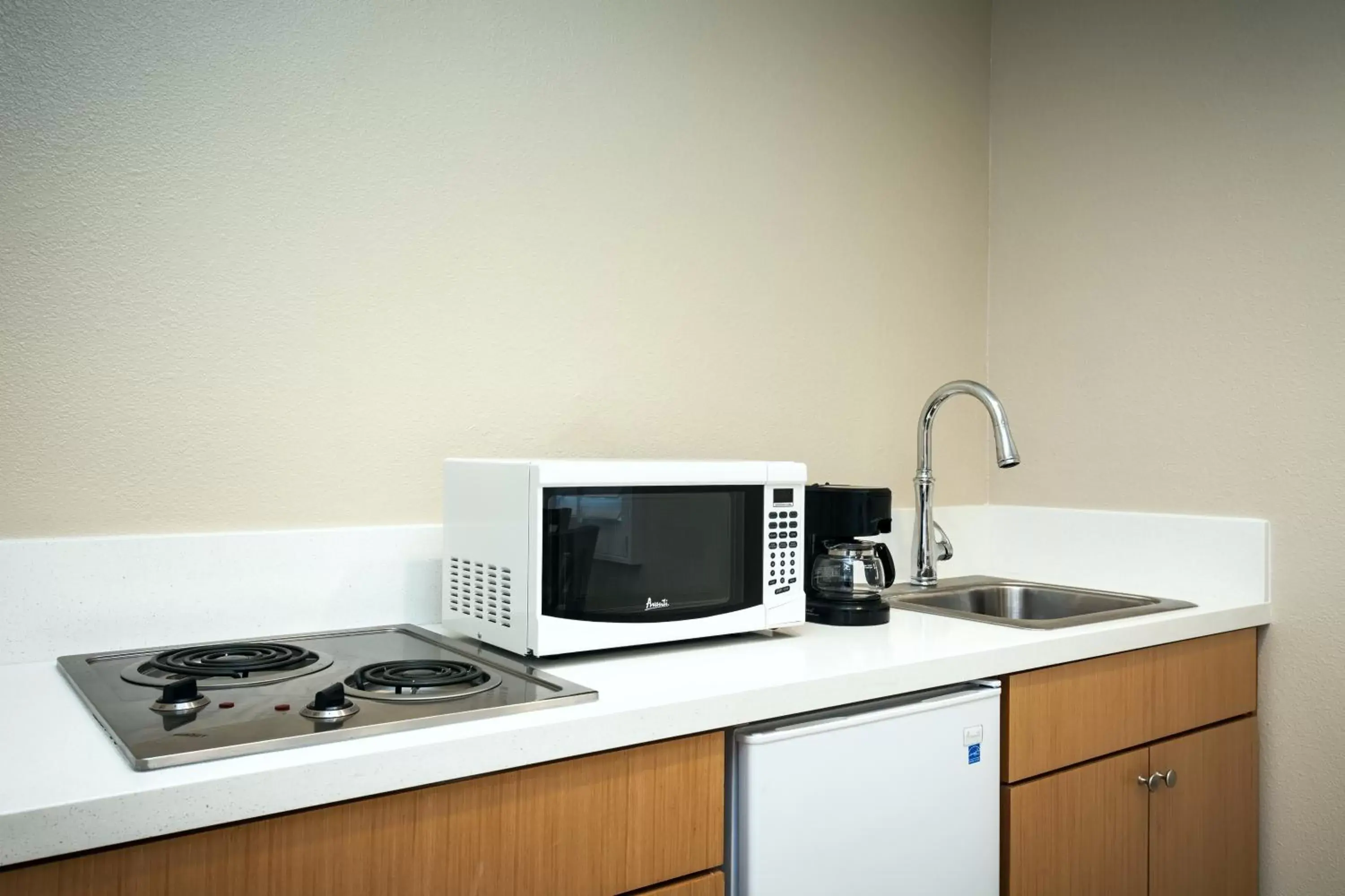 Kitchen or kitchenette in Diamond Head Inn