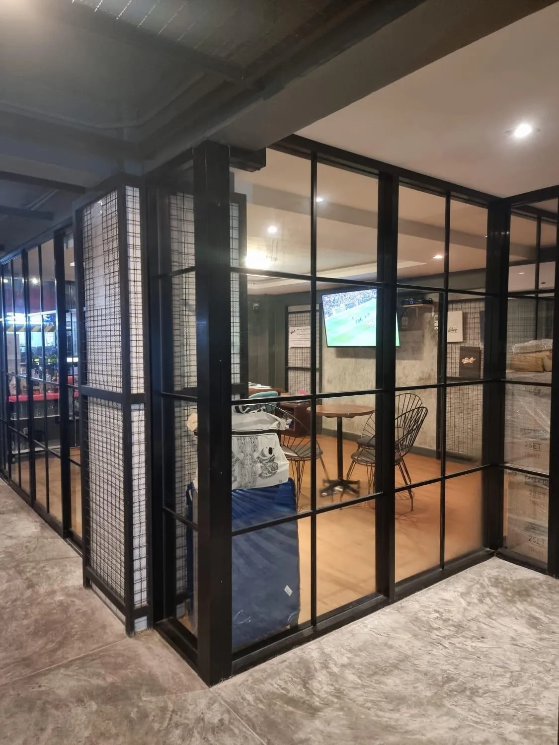 TV and multimedia in BH Baan Paradise Hotel Patong