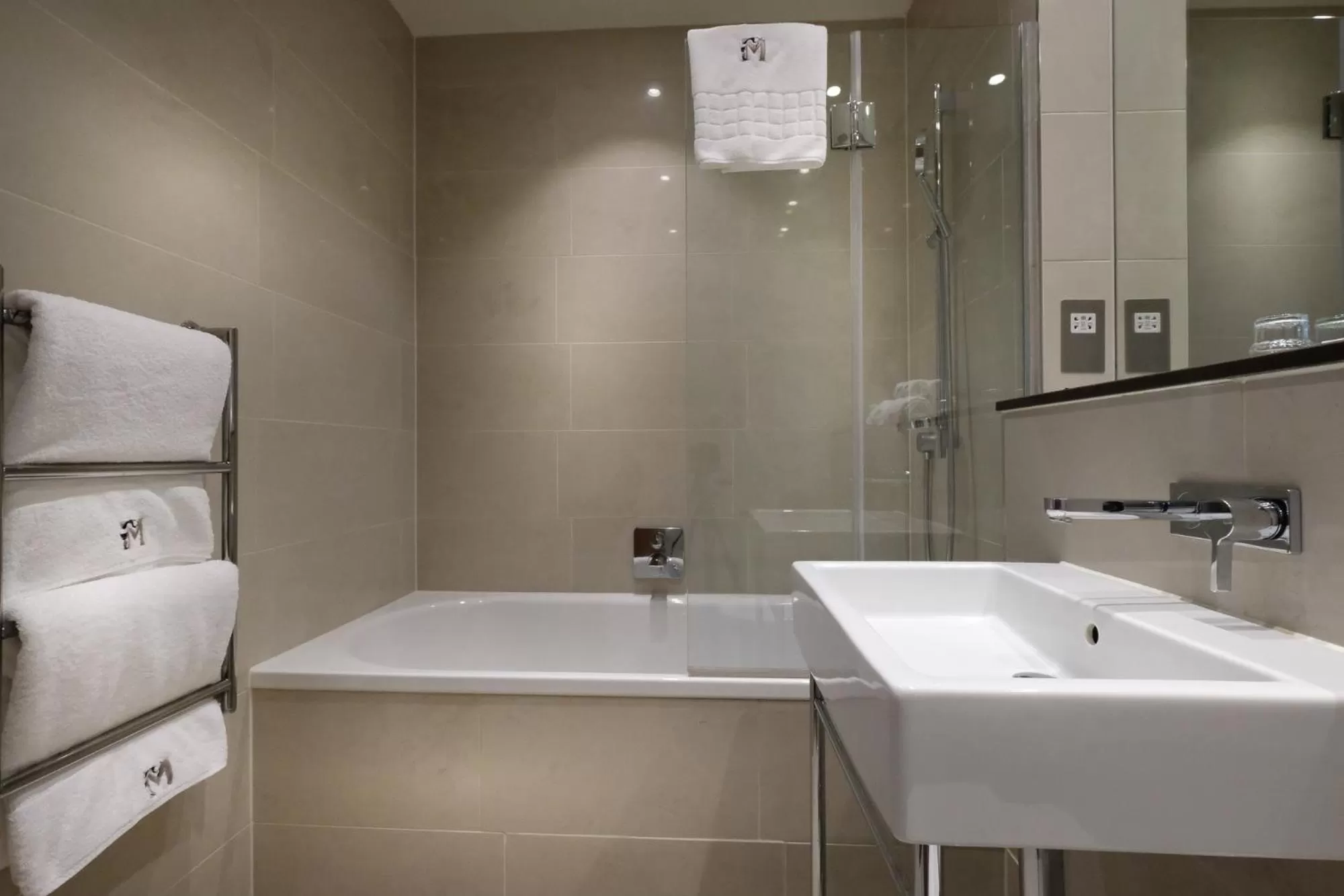 Bathroom in Morton Hotel