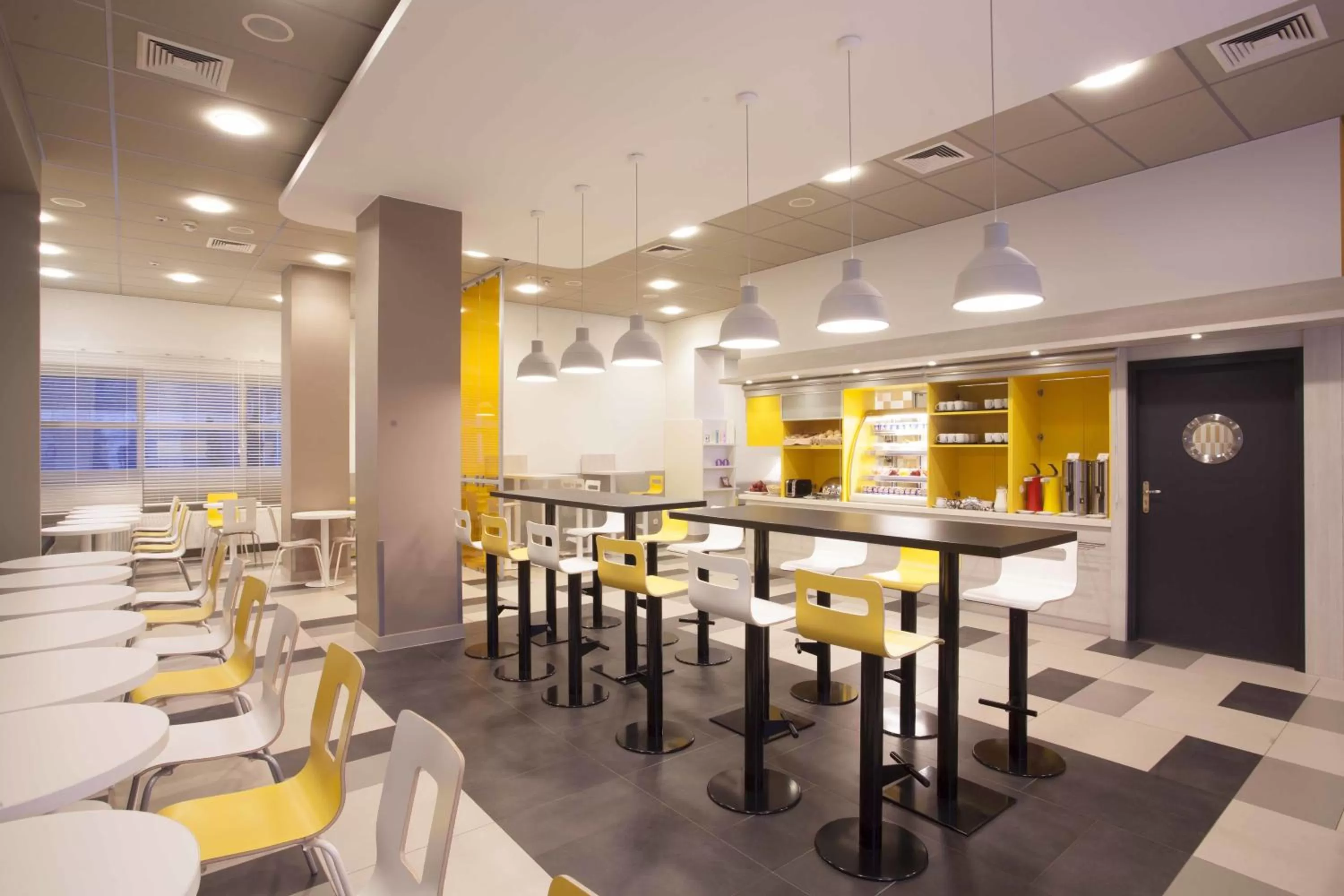 Lounge or bar in Premiere Classe Warszawa Centrum