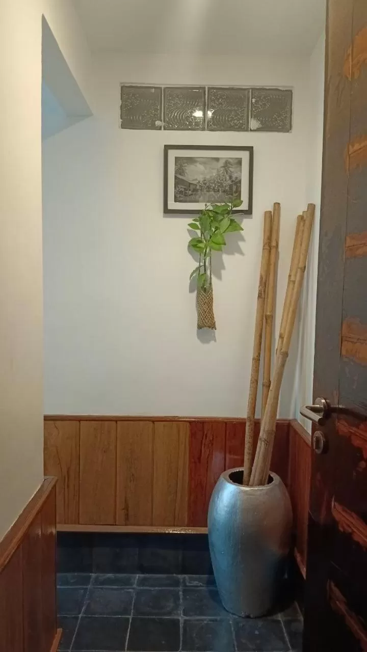 Decorative detail in Maison Model d'Angkor