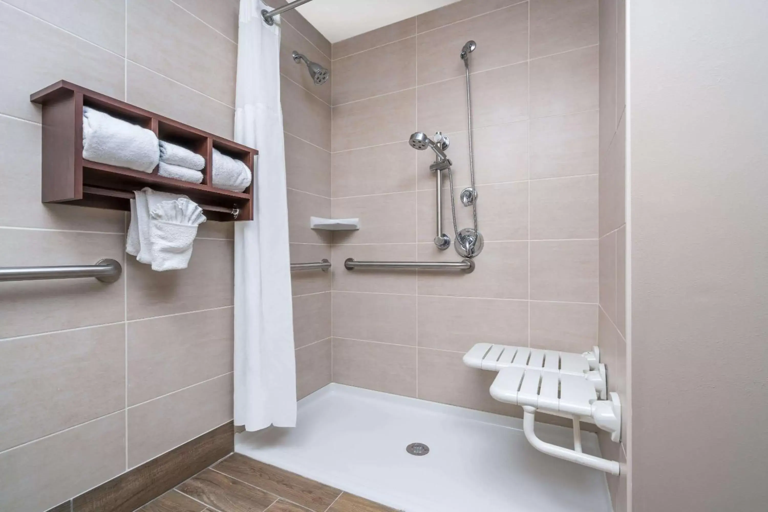 Shower, Bathroom in Ramada by Wyndham Minneapolis Golden Valley