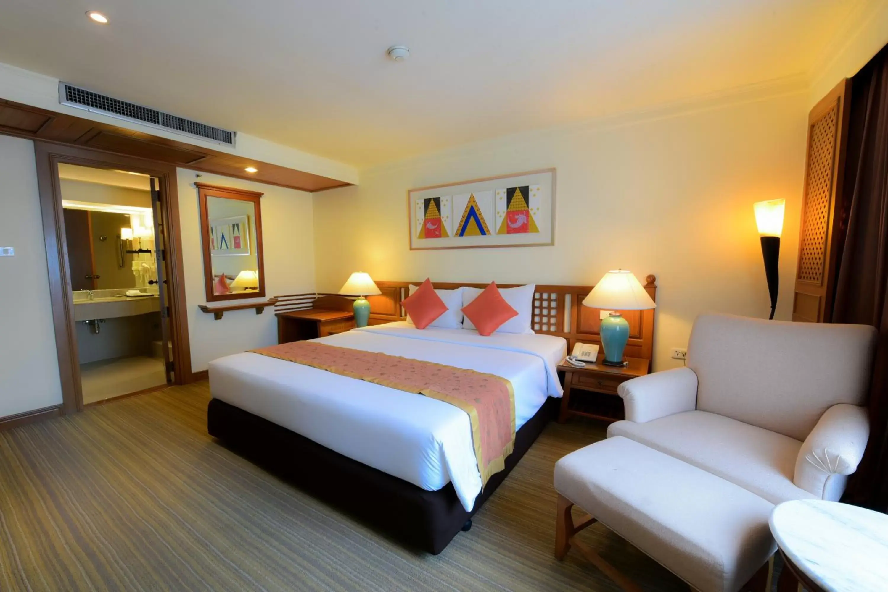 Bedroom, Bed in Silom Serene A Boutique Hotel - SHA Extra Plus