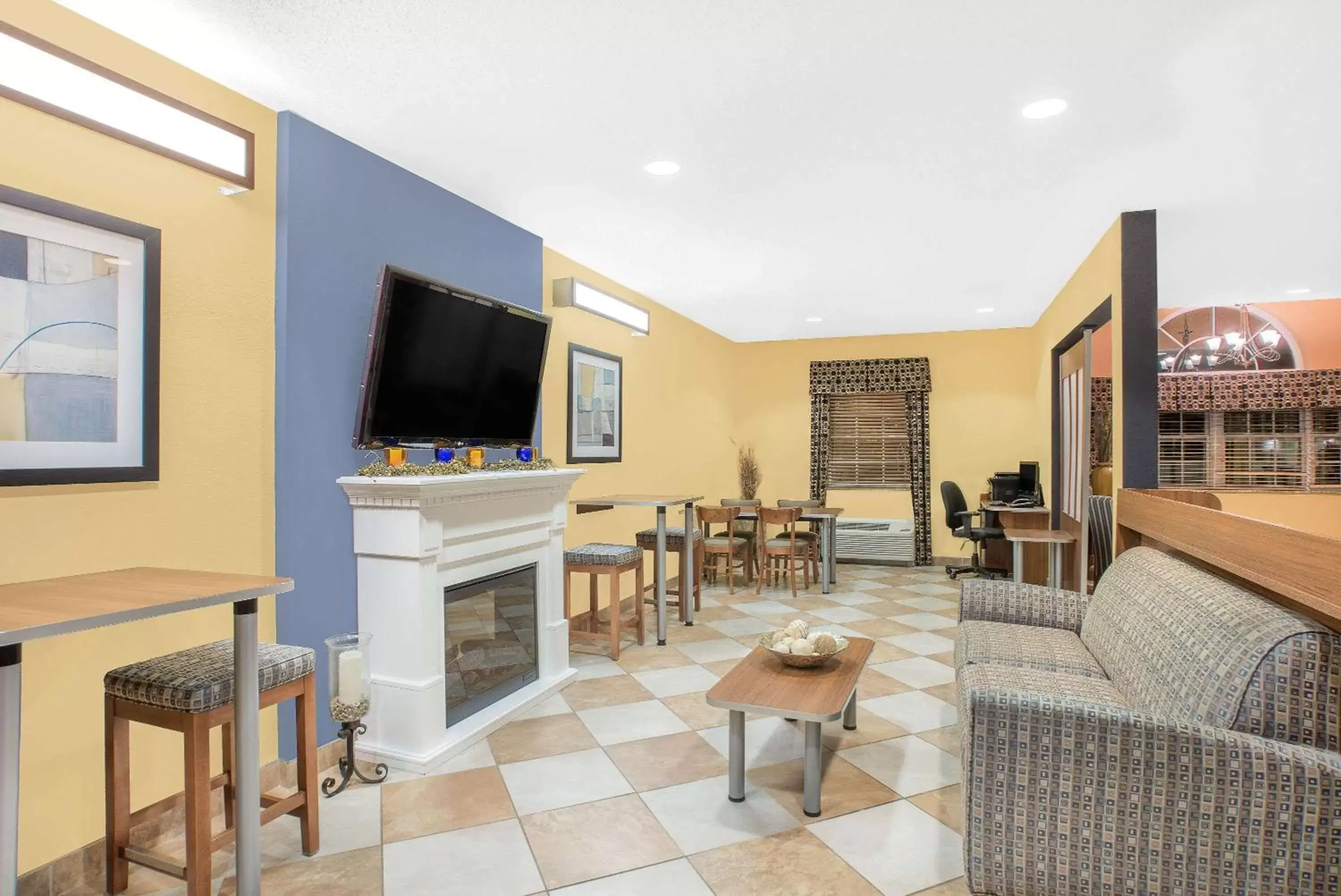 Lobby or reception in Microtel Inn & Suites Chili/Rochester Lobby or reception in Microtel Inn & Suites Chili/Rochester