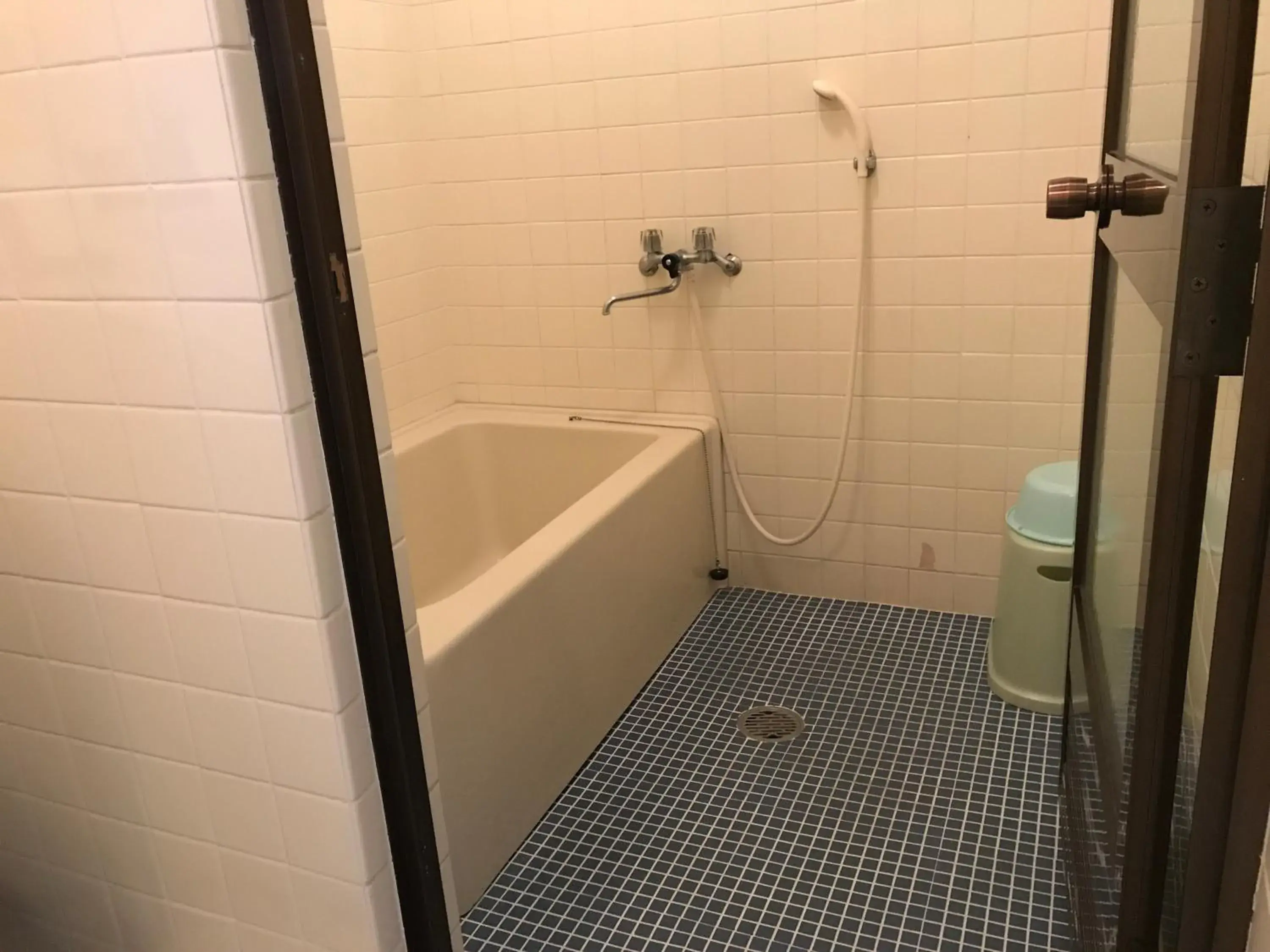 Bathroom in Weekly Harbourview Mansion Main Building