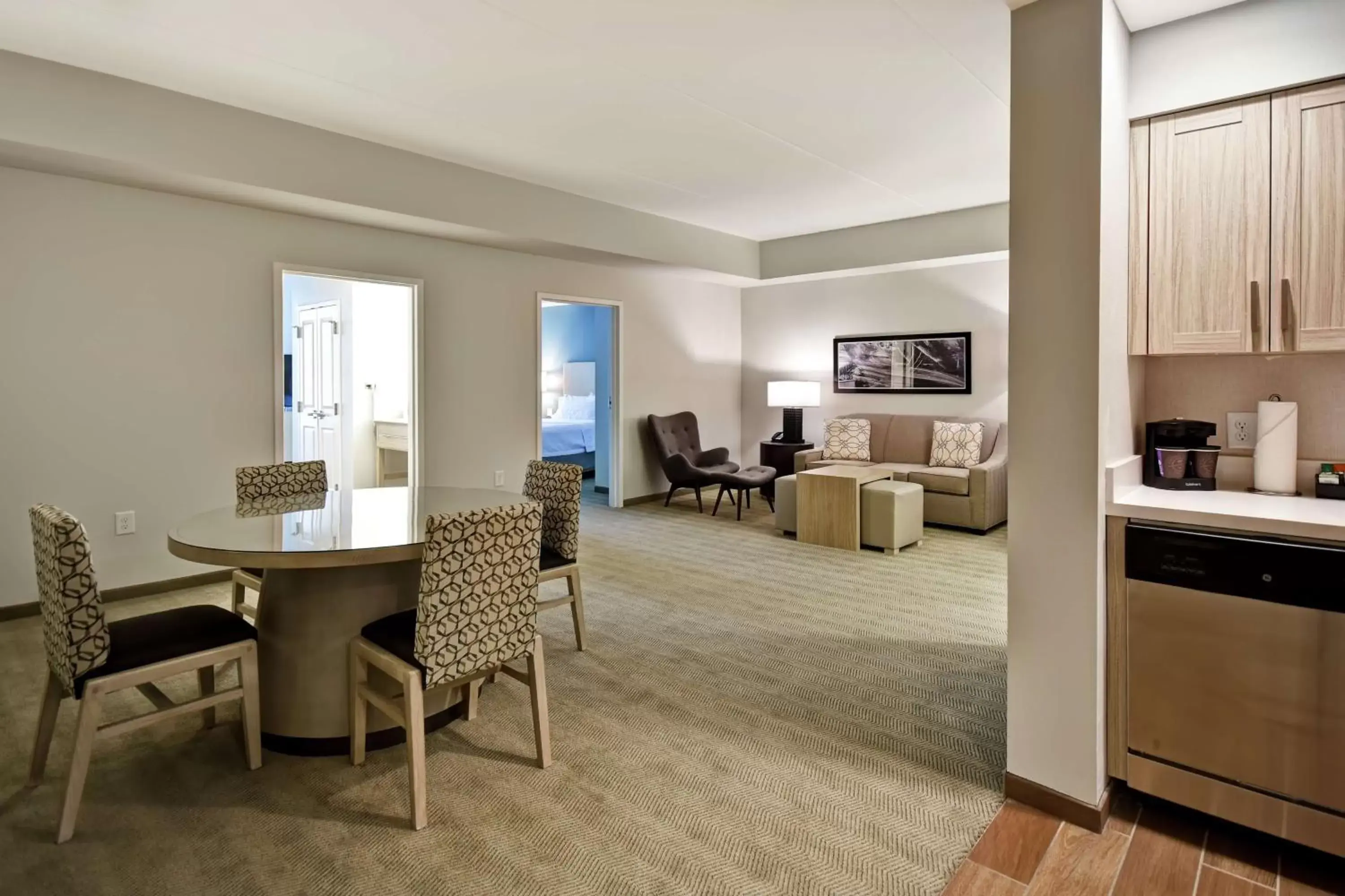 TV and multimedia, Seating Area in Homewood Suites By Hilton Greenville Downtown