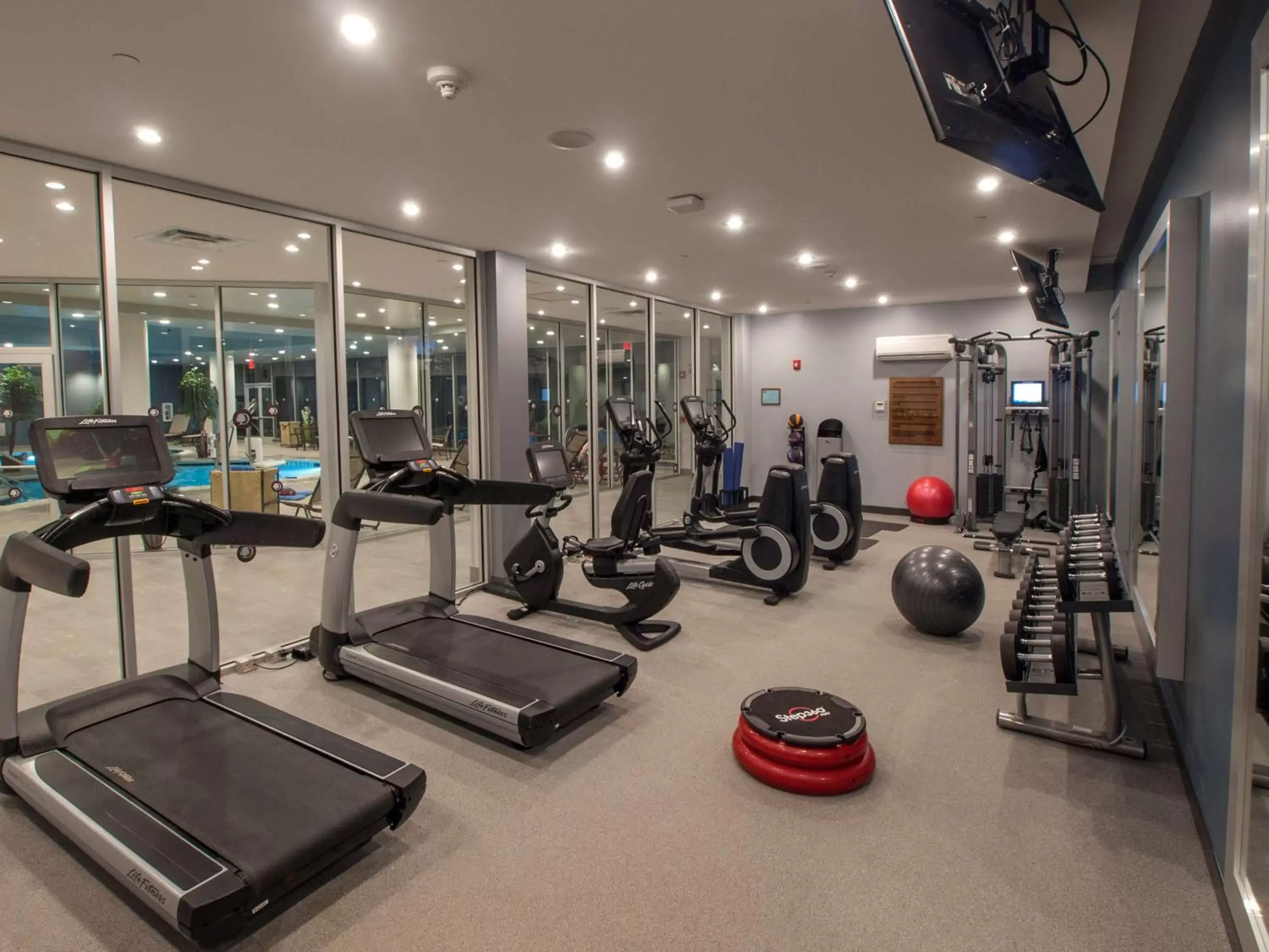 Fitness centre/facilities, Fitness Center/Facilities in DoubleTree by Hilton Hotel Niagara Falls New York