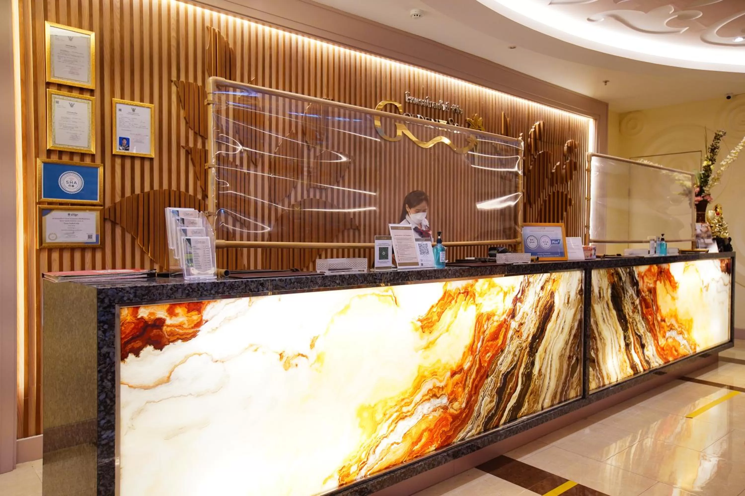 Lobby or reception in Golden Sea Hua Hin - SHA Extra Plus