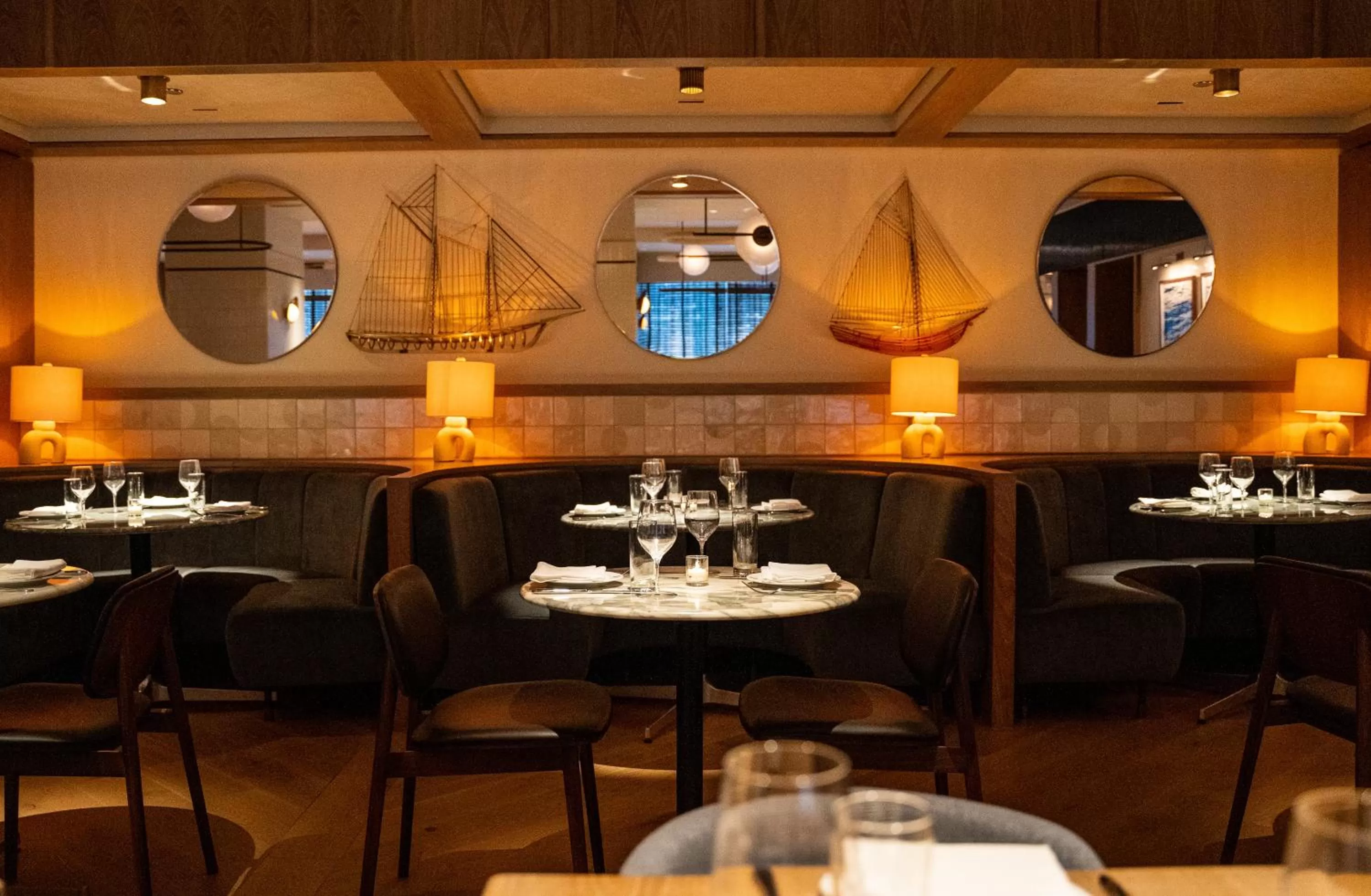 Restaurant/places to eat in 21c Museum Hotel Chicago