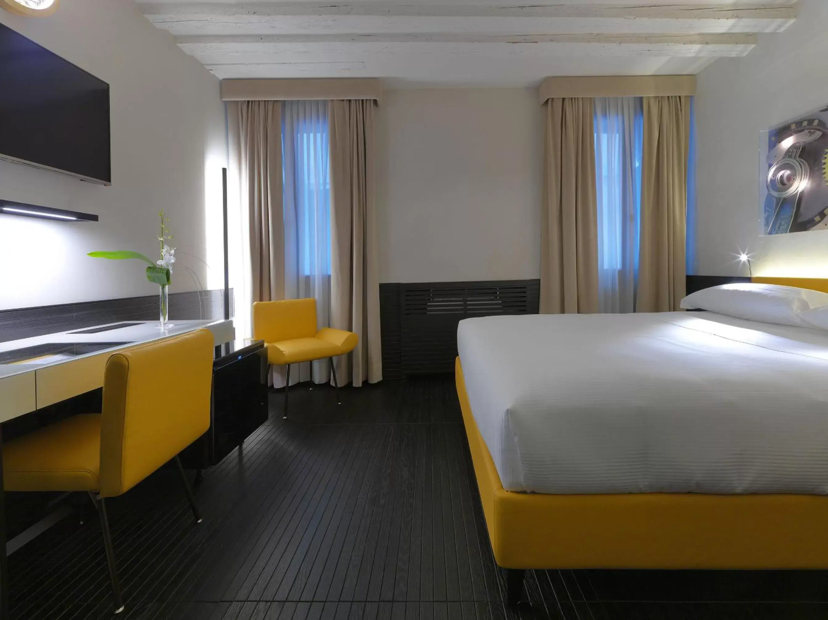 Superior Double Room in Hotel L'Orologio - WTB Hotels