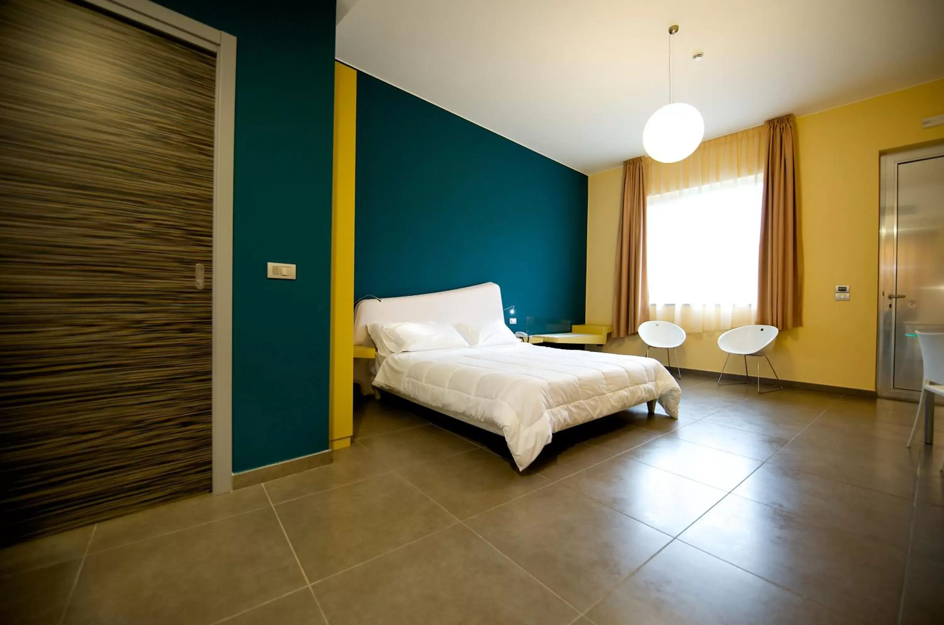 Bed in ibis Styles Catania Acireale