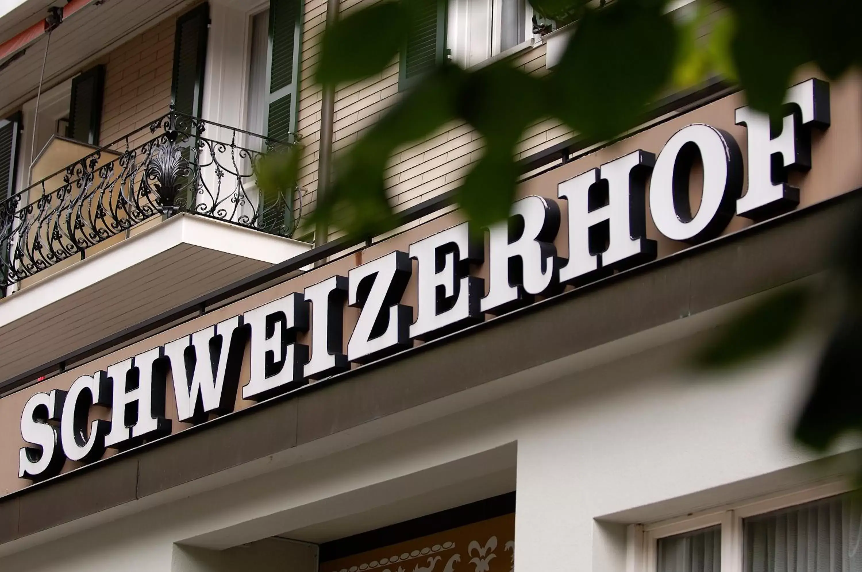 Facade/entrance in Hotel Schweizerhof