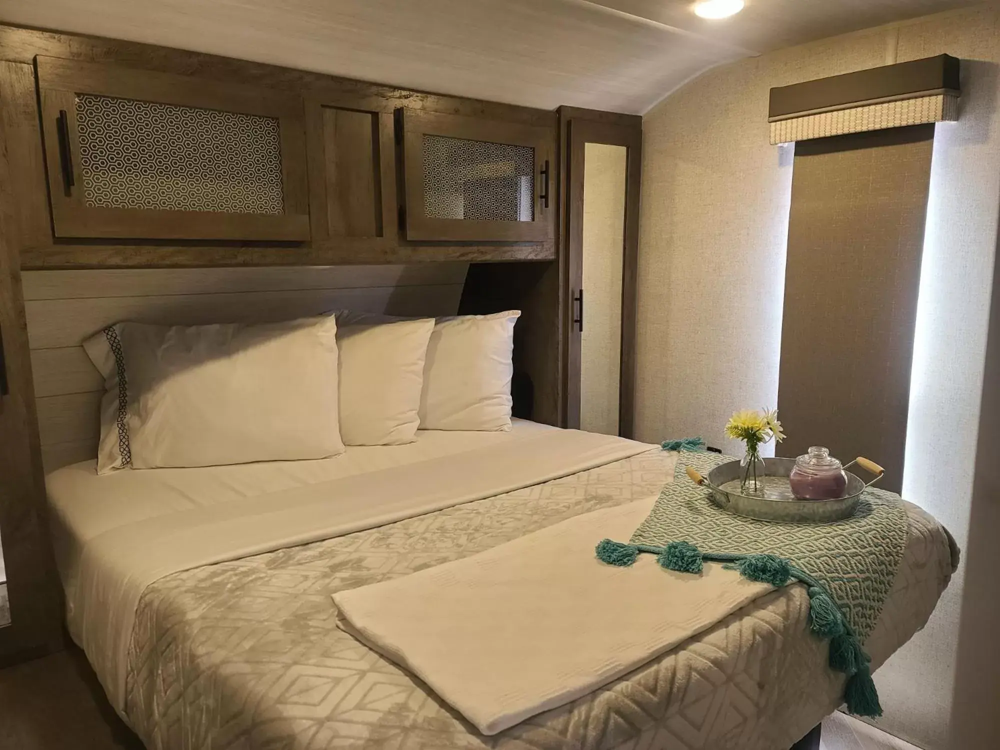 Bedroom, Bed in Grand Canyon RV Glamping Bedroom, Bed in Grand Canyon RV Glamping
