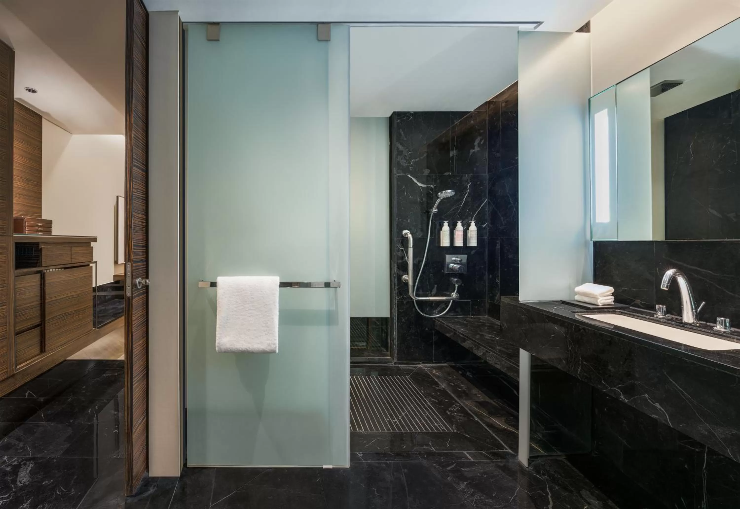 acessibility in Le Meridien Bangkok