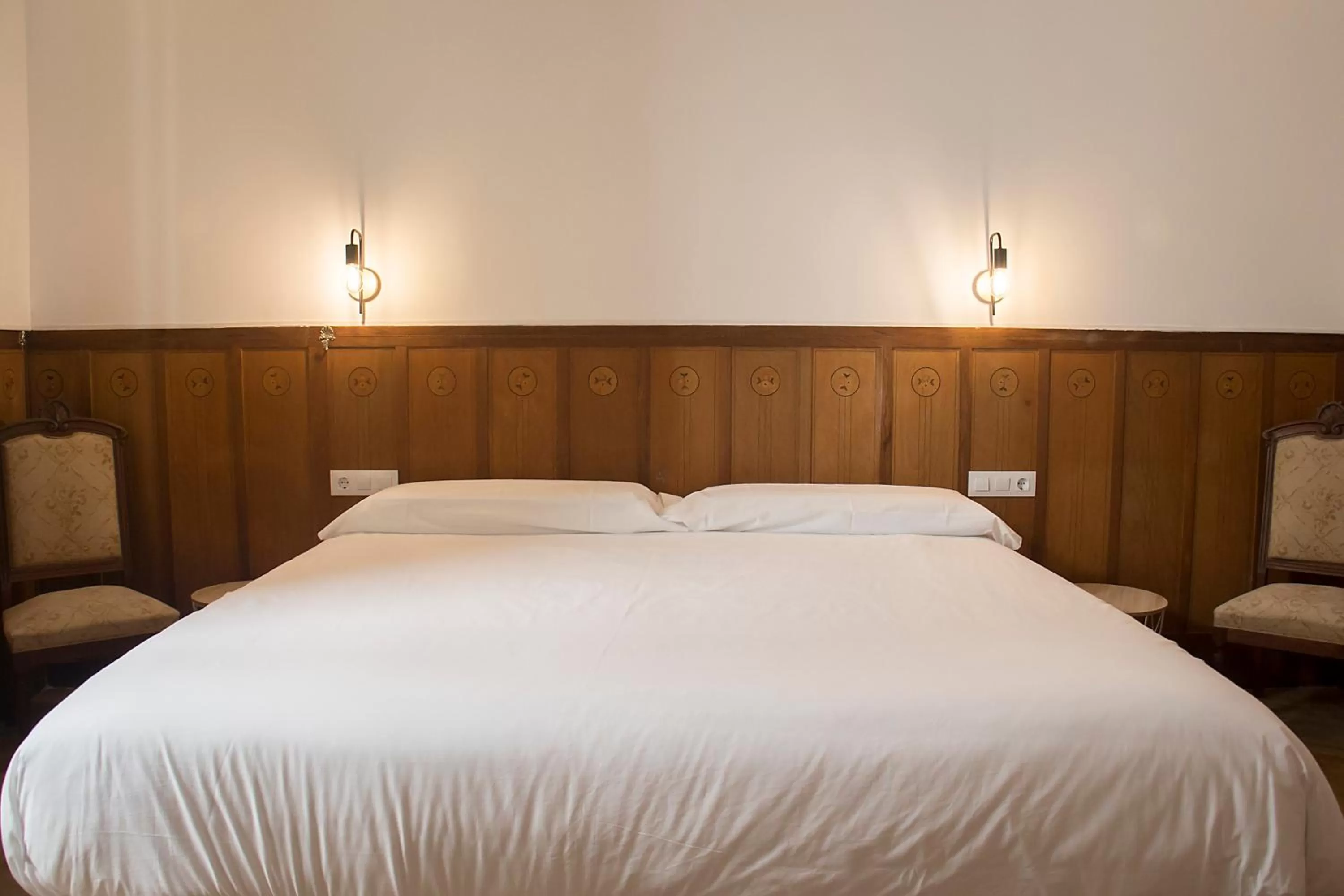 Bedroom, Bed in Hotel Nou Sant Antoni