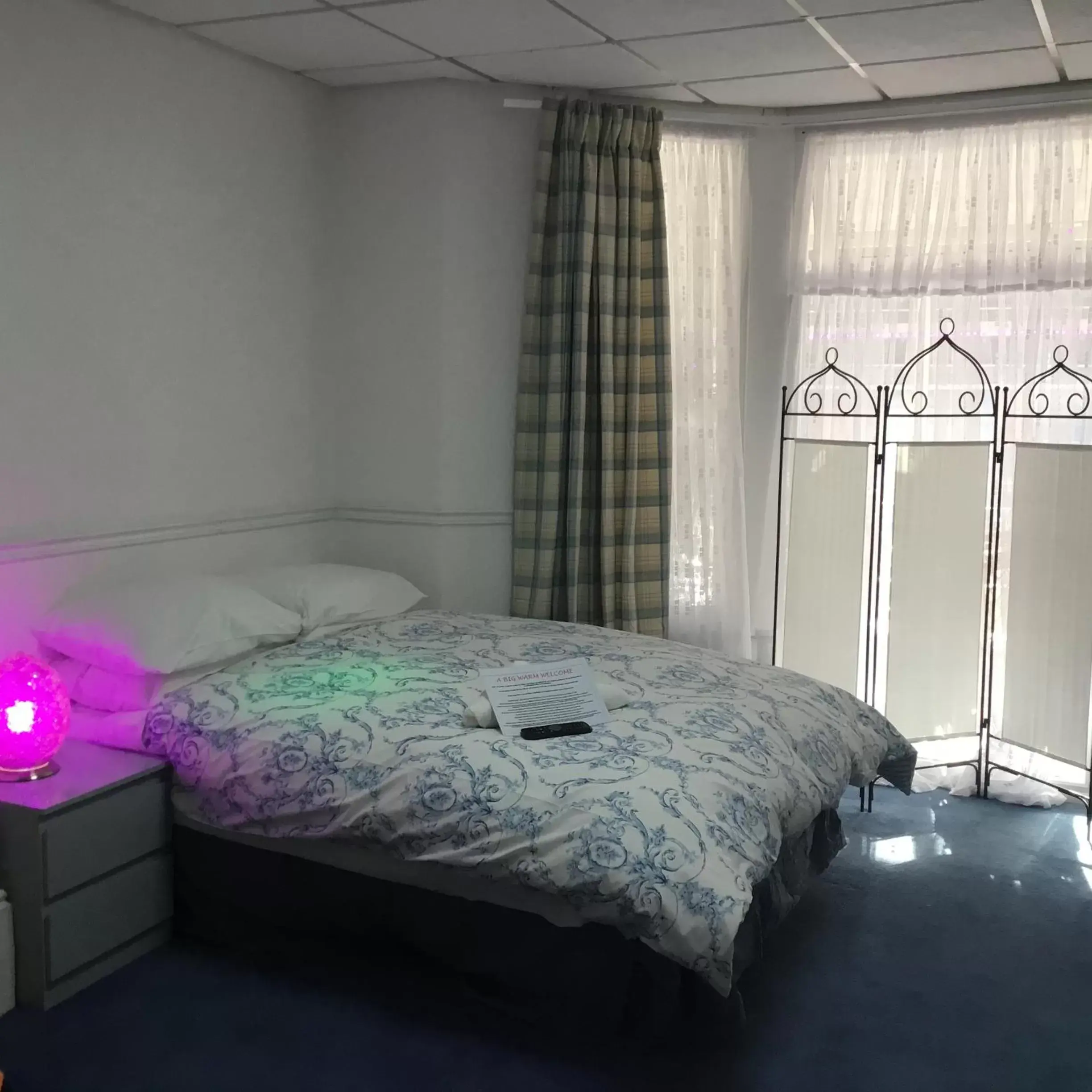 Bed, Room Photo in Danescourt Lodge