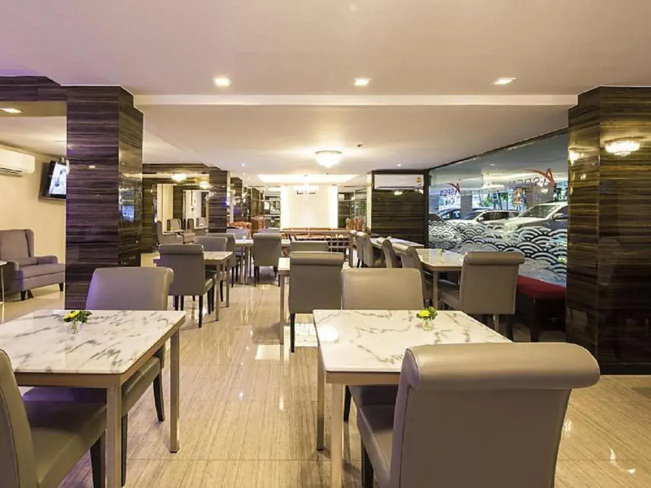 Restaurant/Places to Eat in Aspen Suites Hotel Sukhumvit 2