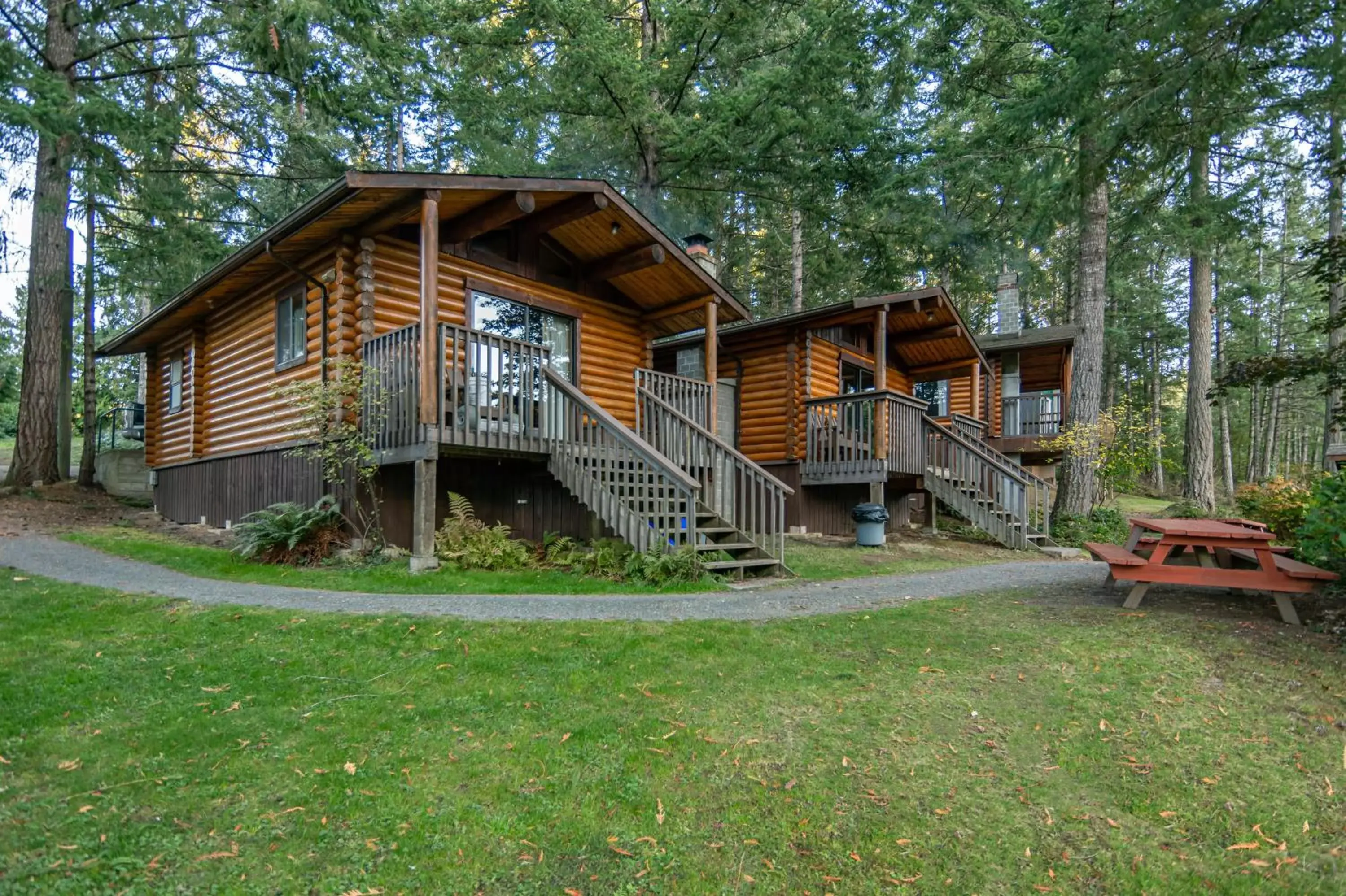 Facade/entrance, Property Building in Cusheon Lake Resort