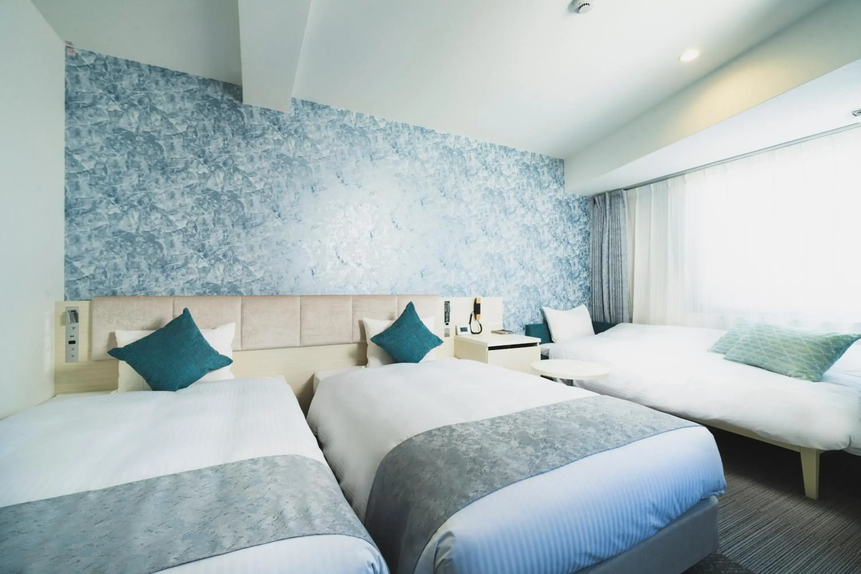 Photo of the whole room, Bed in Rembrandt Style Naha Photo of the whole room, Bed in Rembrandt Style Naha