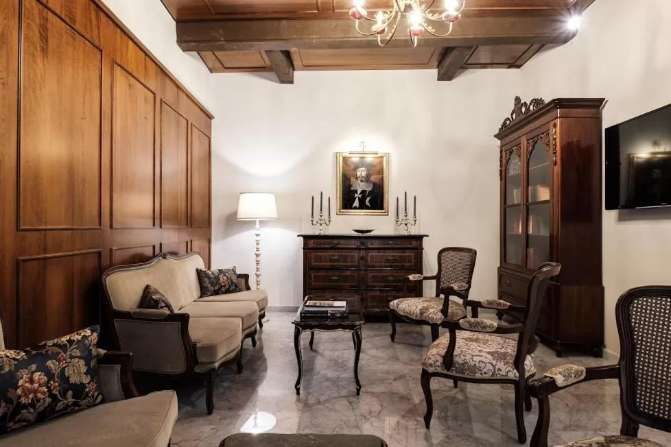 Living room in Palais Le Brun