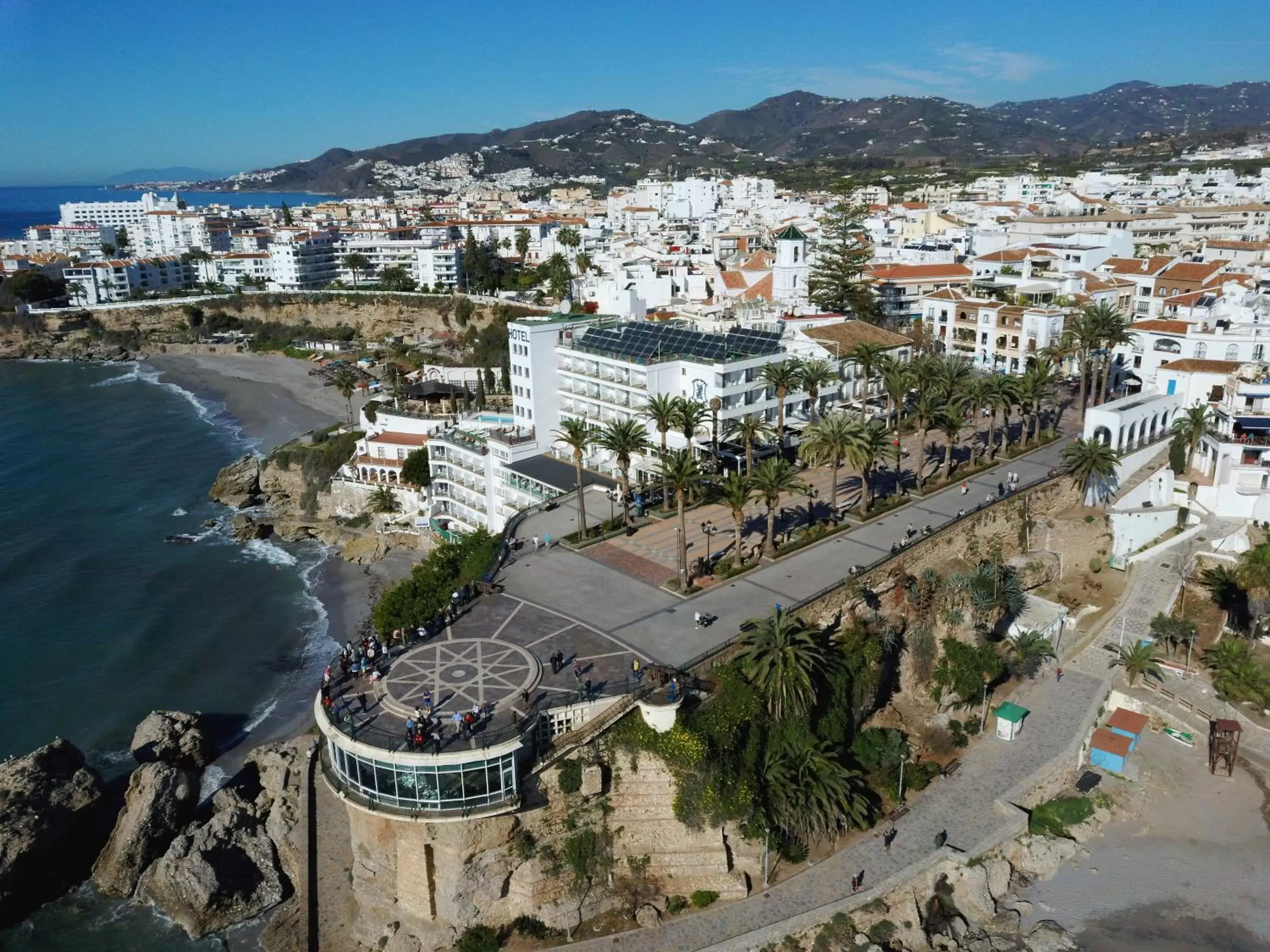 Bird's eye view, Bird's-eye View in Hotel Balcón de Europa