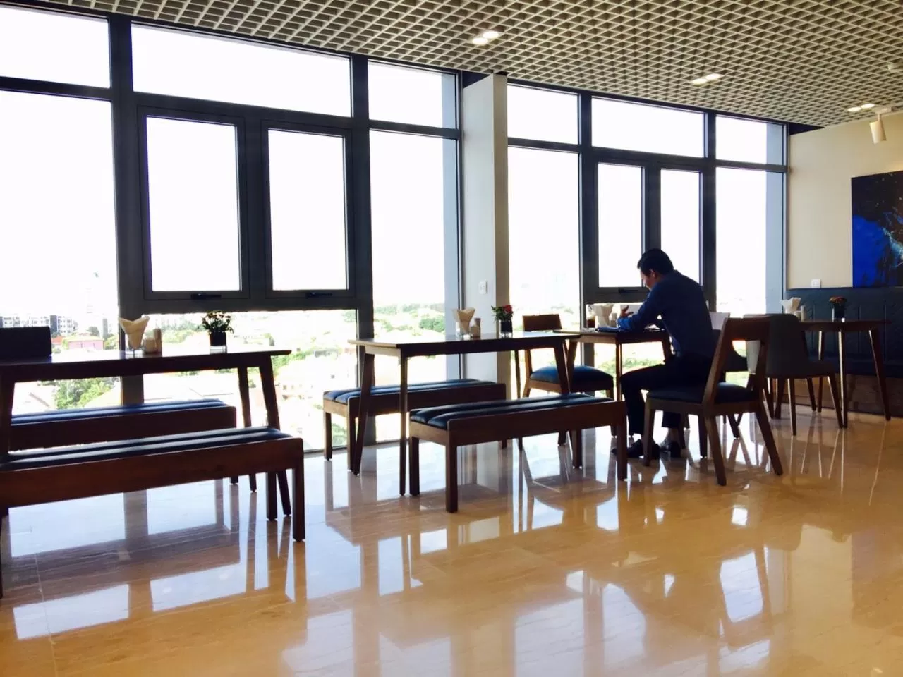 Restaurant/places to eat in Aurora Western Village