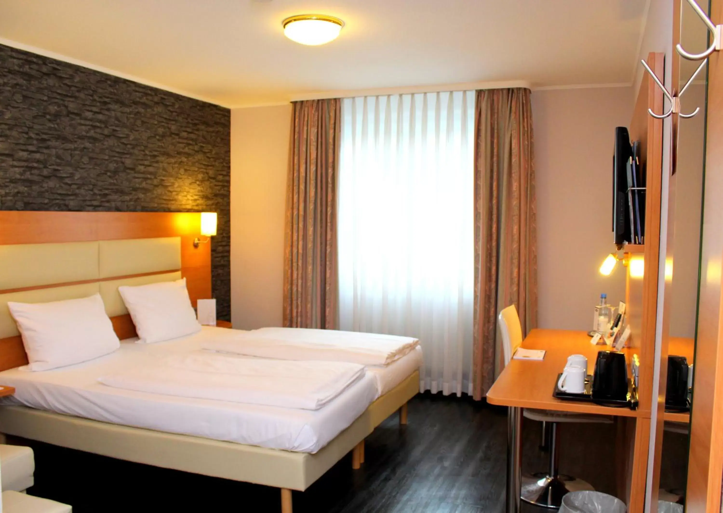 Bedroom, Bed in Best Western Plaza Hotel Stuttgart-Filderstadt