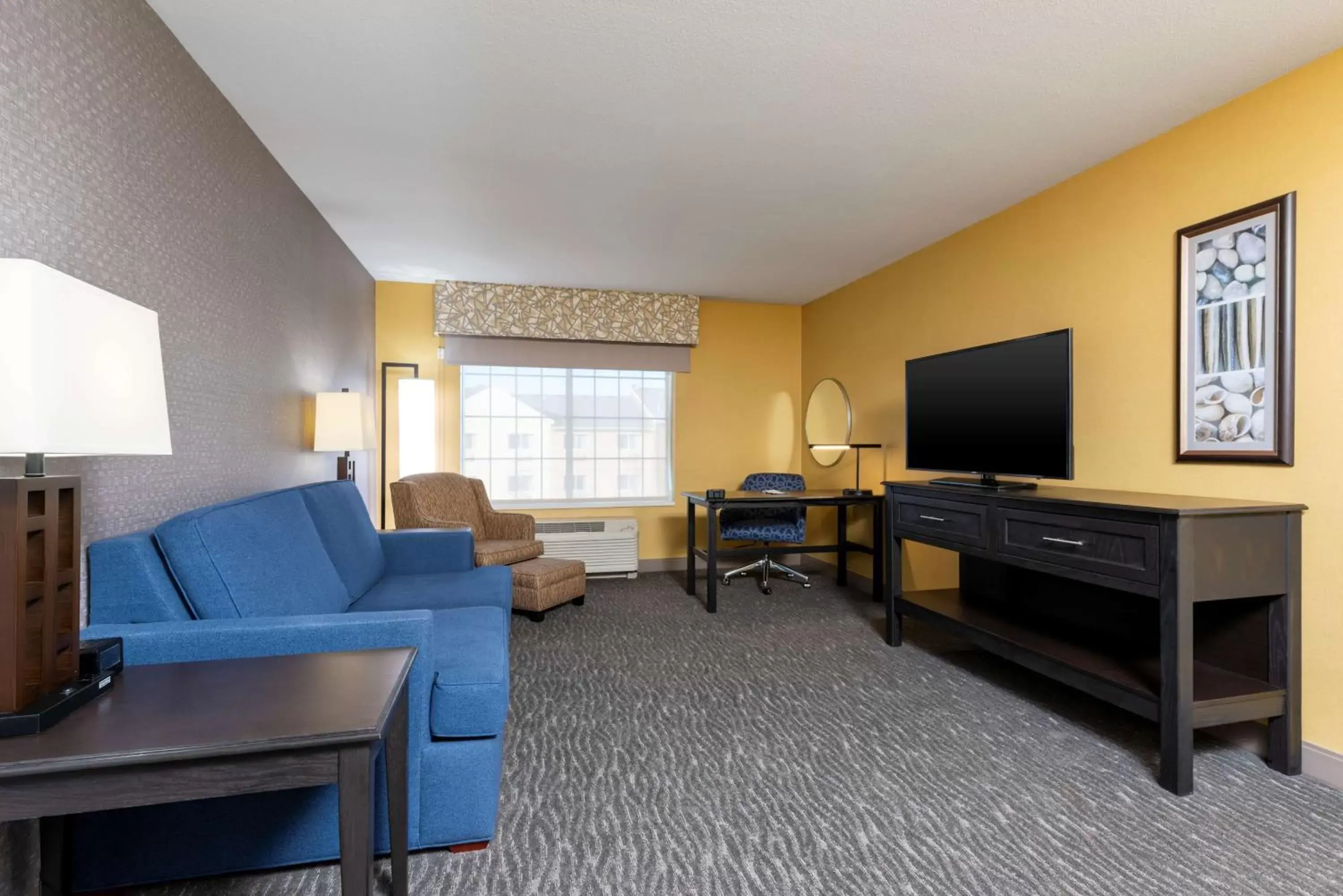 Bedroom, Seating Area in Hampton Inn Holland