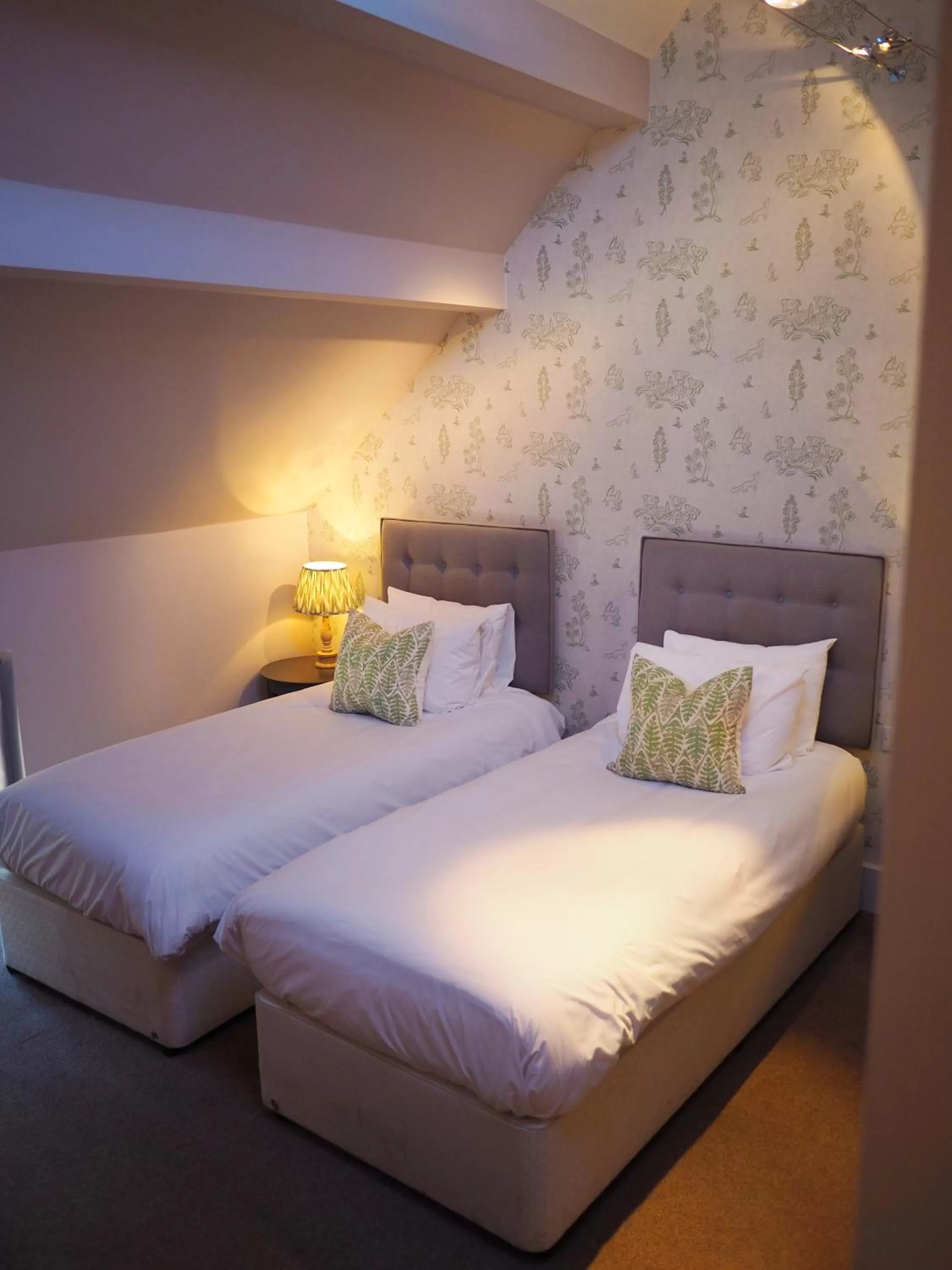 Bed in Bear and Ragged Staff