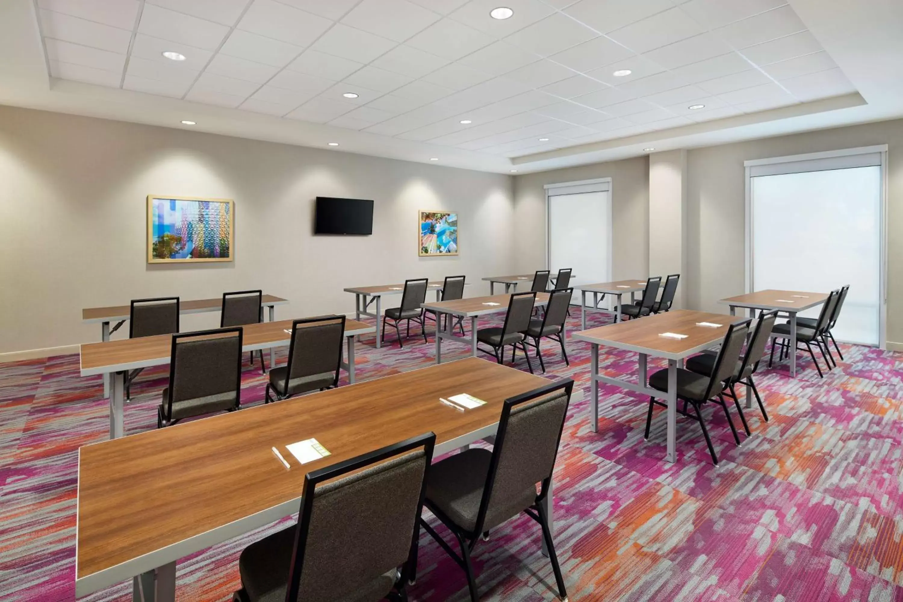 Meeting/conference room in Home2 Suites By Hilton Stuart