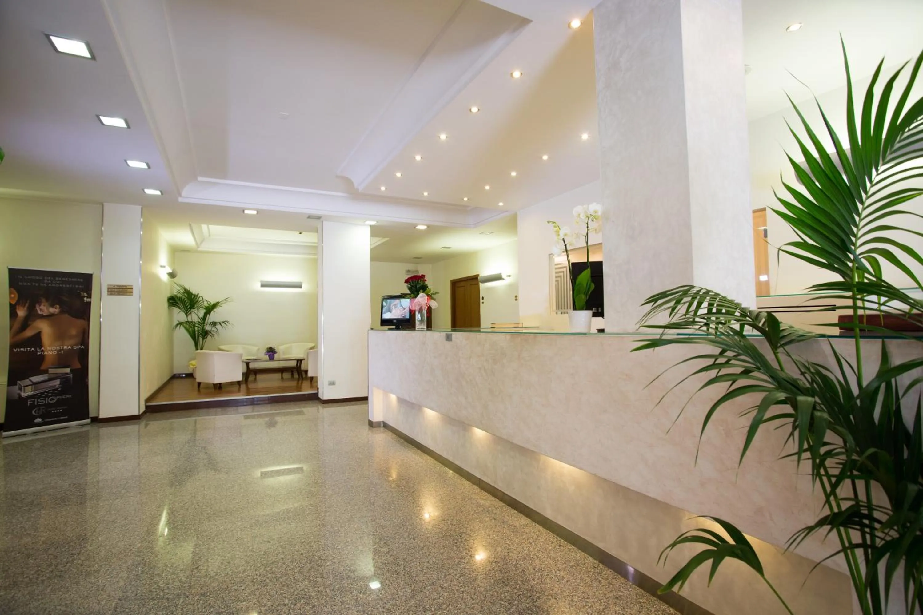 Lobby or reception in Hotel Garden Experience